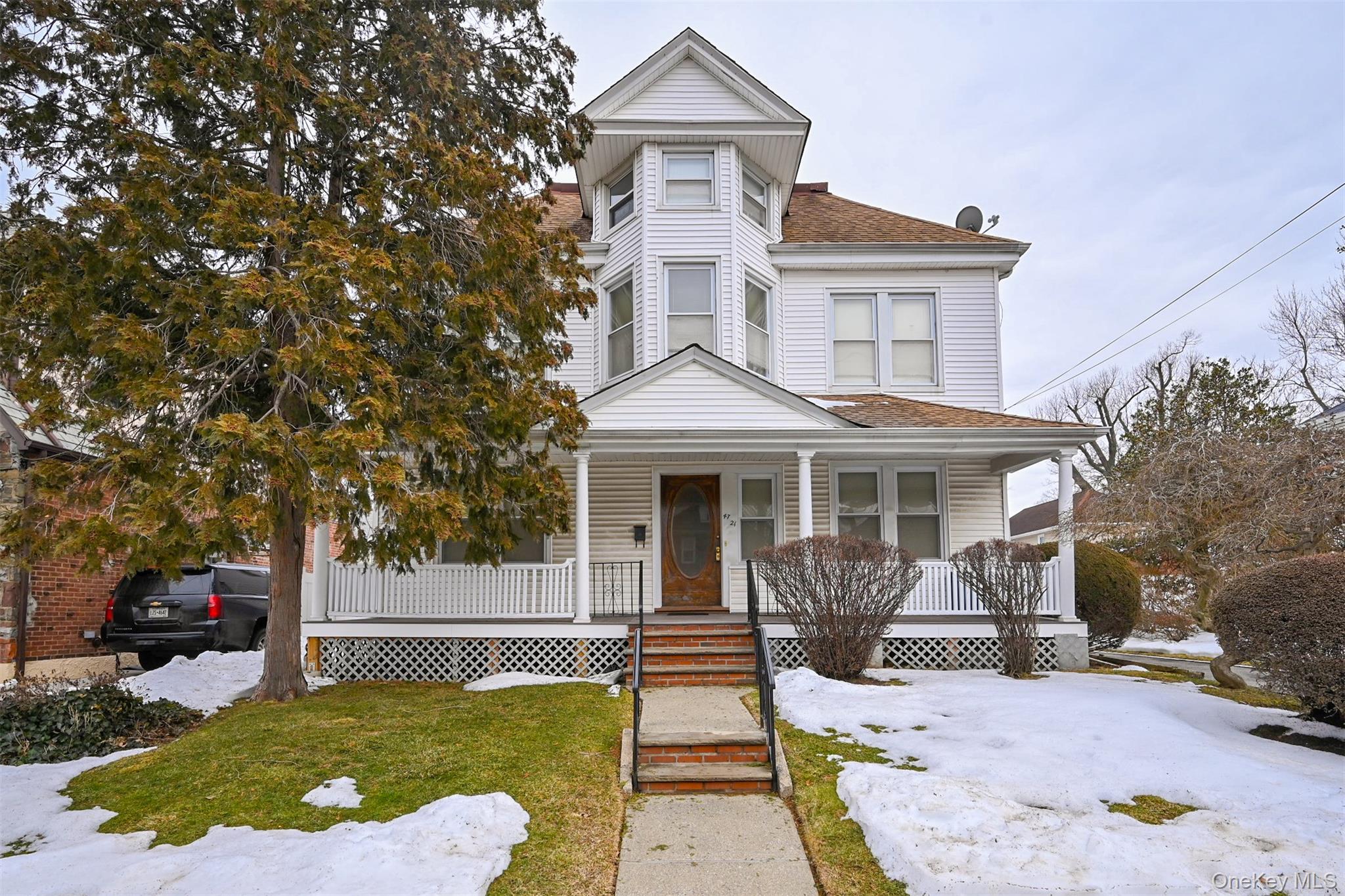 #1 photo, 47-21 162nd Street, Flushing , NY 11358