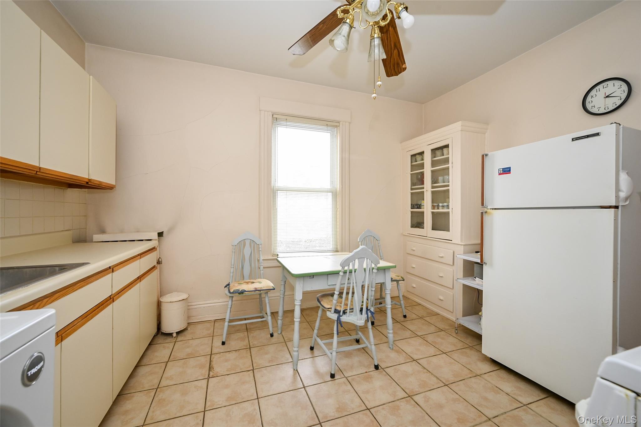 #13 photo, 47-21 162nd Street, Flushing , NY 11358