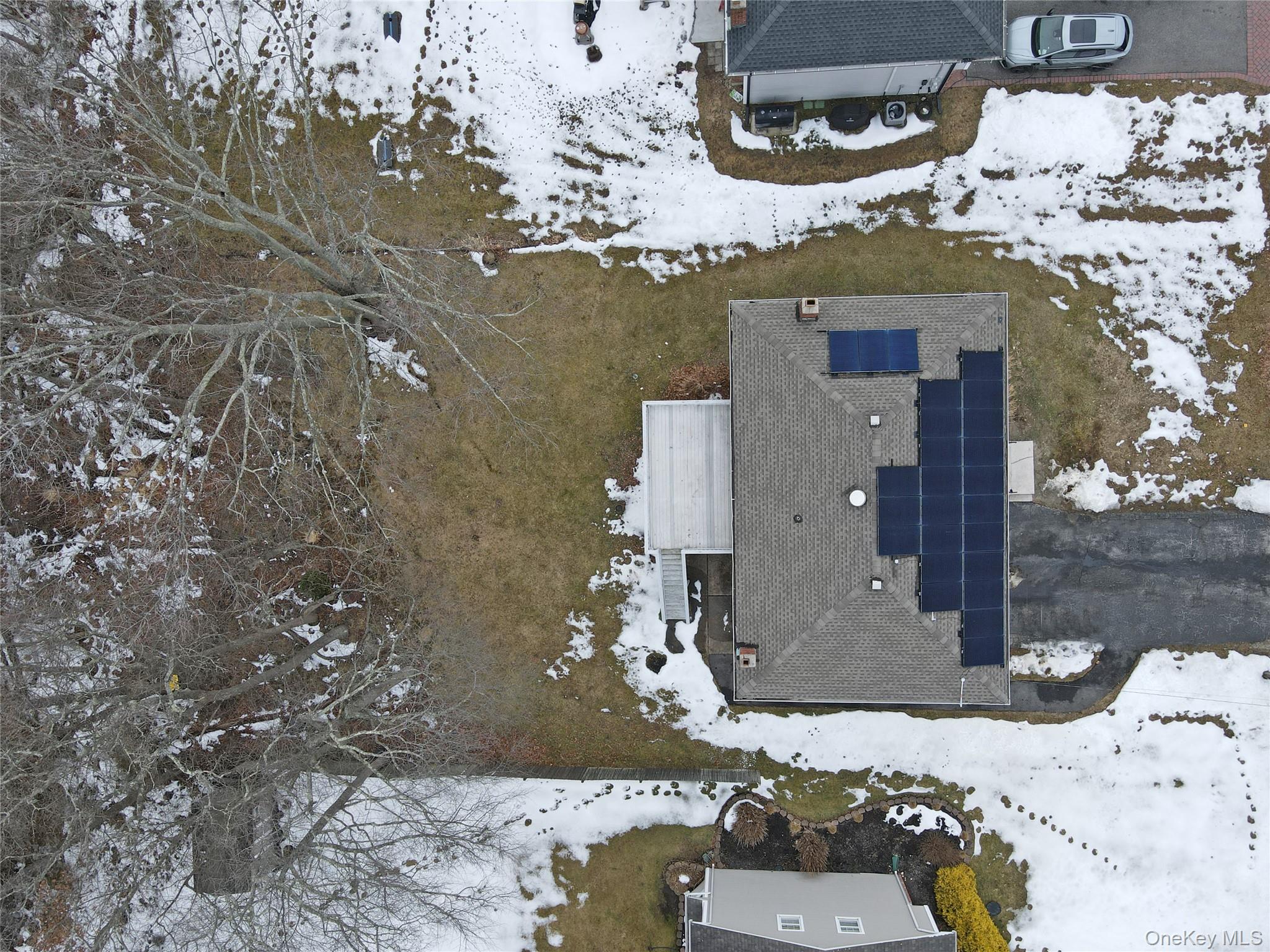 #2 photo, 205 Connetquot Road, سوفولك Oakdale , NY 11769