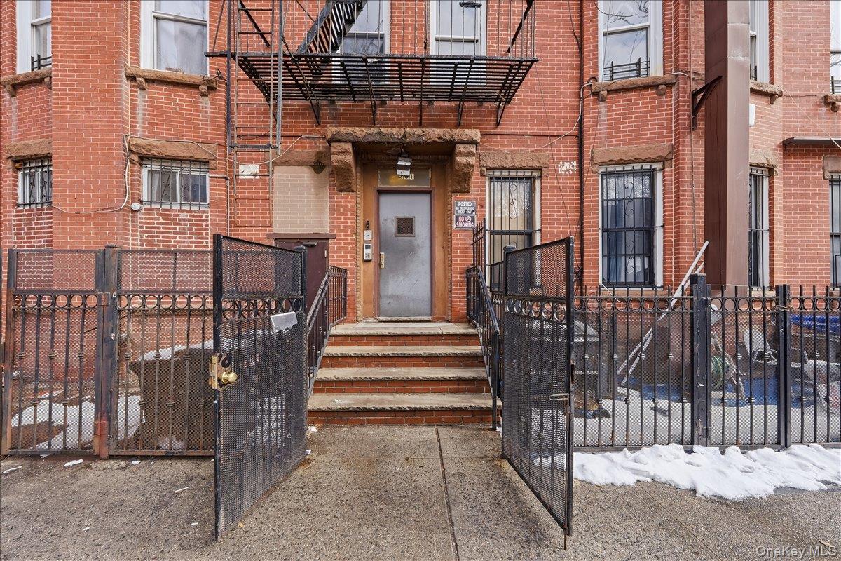 #6 photo, 426 Decatur Street, Brooklyn , NY 11233