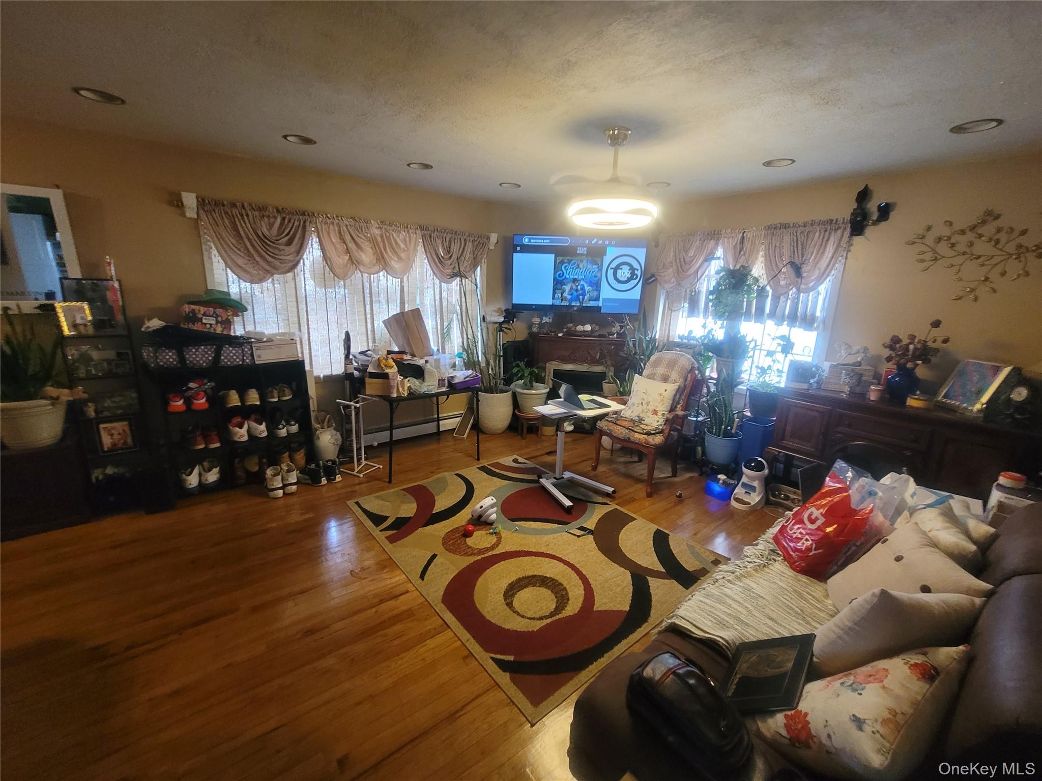 #6 photo, 29-31 Falcon Avenue, كوينز Far Rockaway , NY 11691