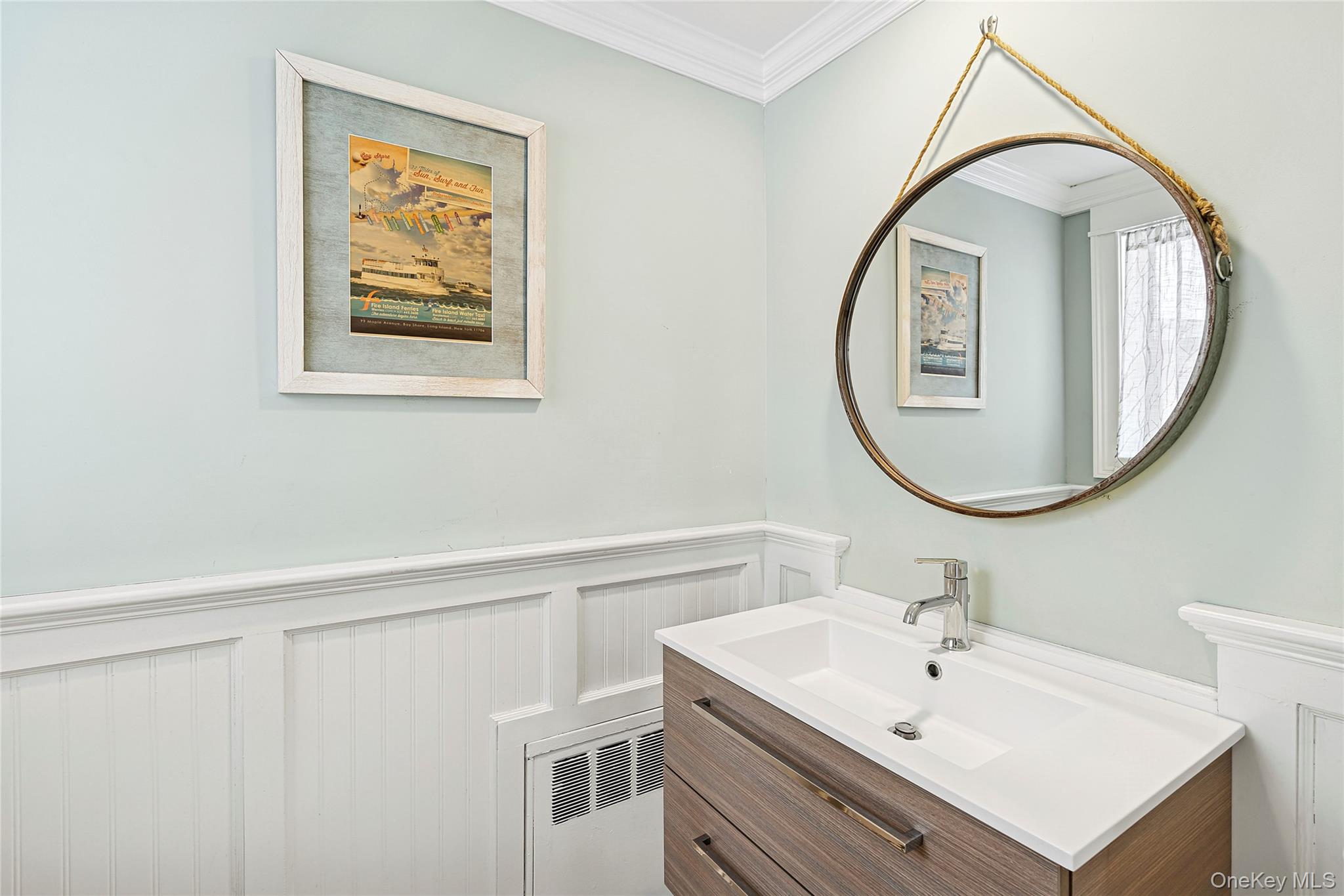 #12 photo, 23 Cynthia Lane, East Islip , NY 11730