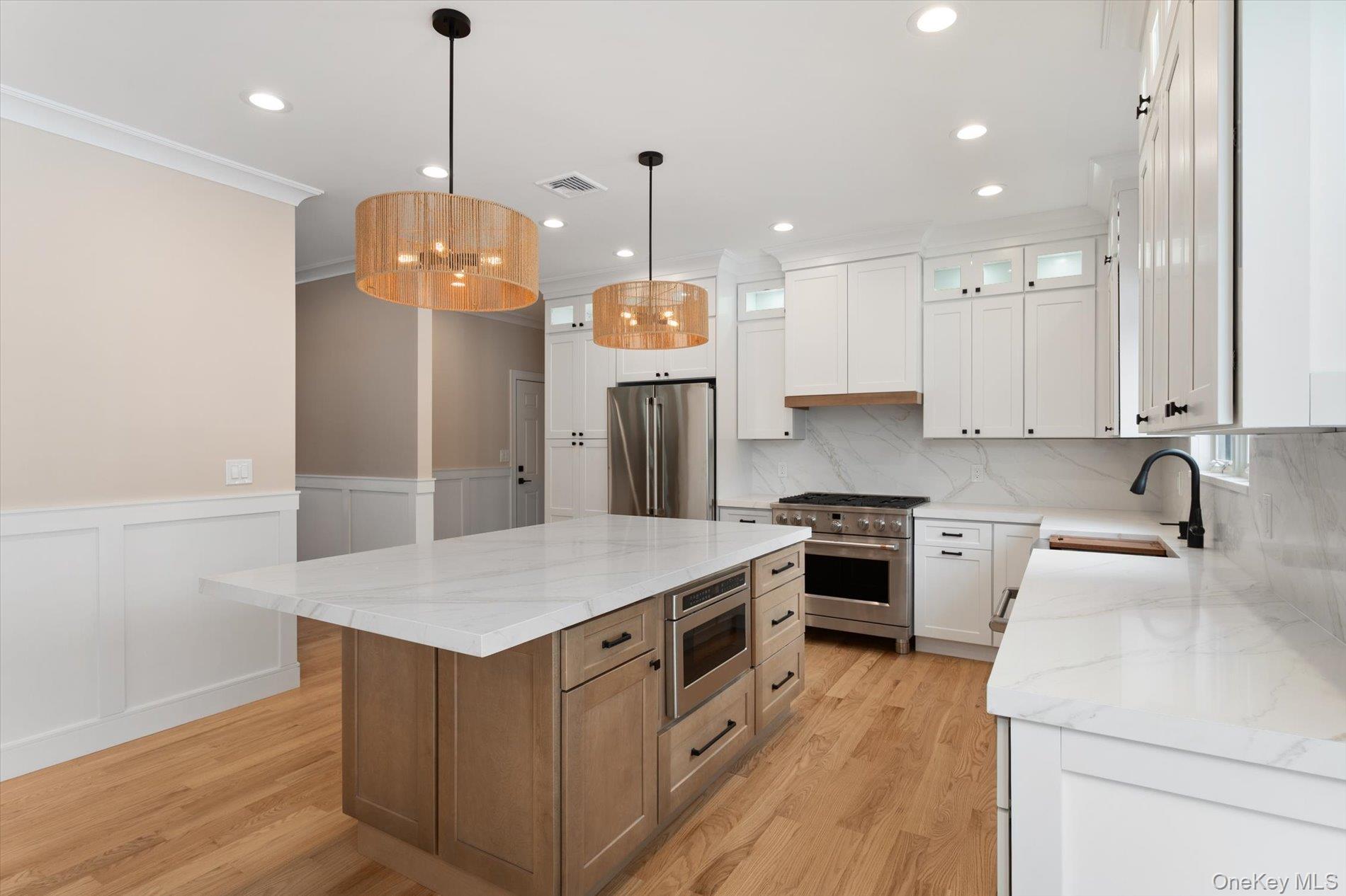 #10 photo, 3356 Carrollton Avenue, מחוז נסאו Wantagh , NY 11793