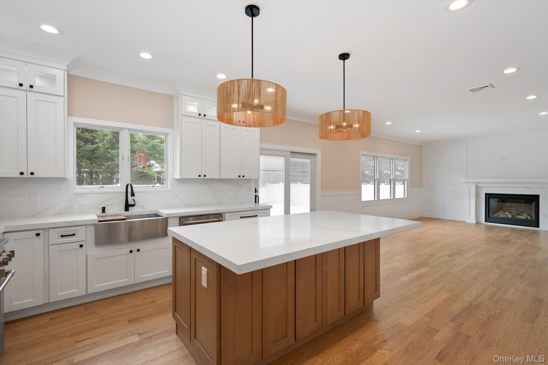 #11 photo, 3356 Carrollton Avenue, מחוז נסאו Wantagh , NY 11793