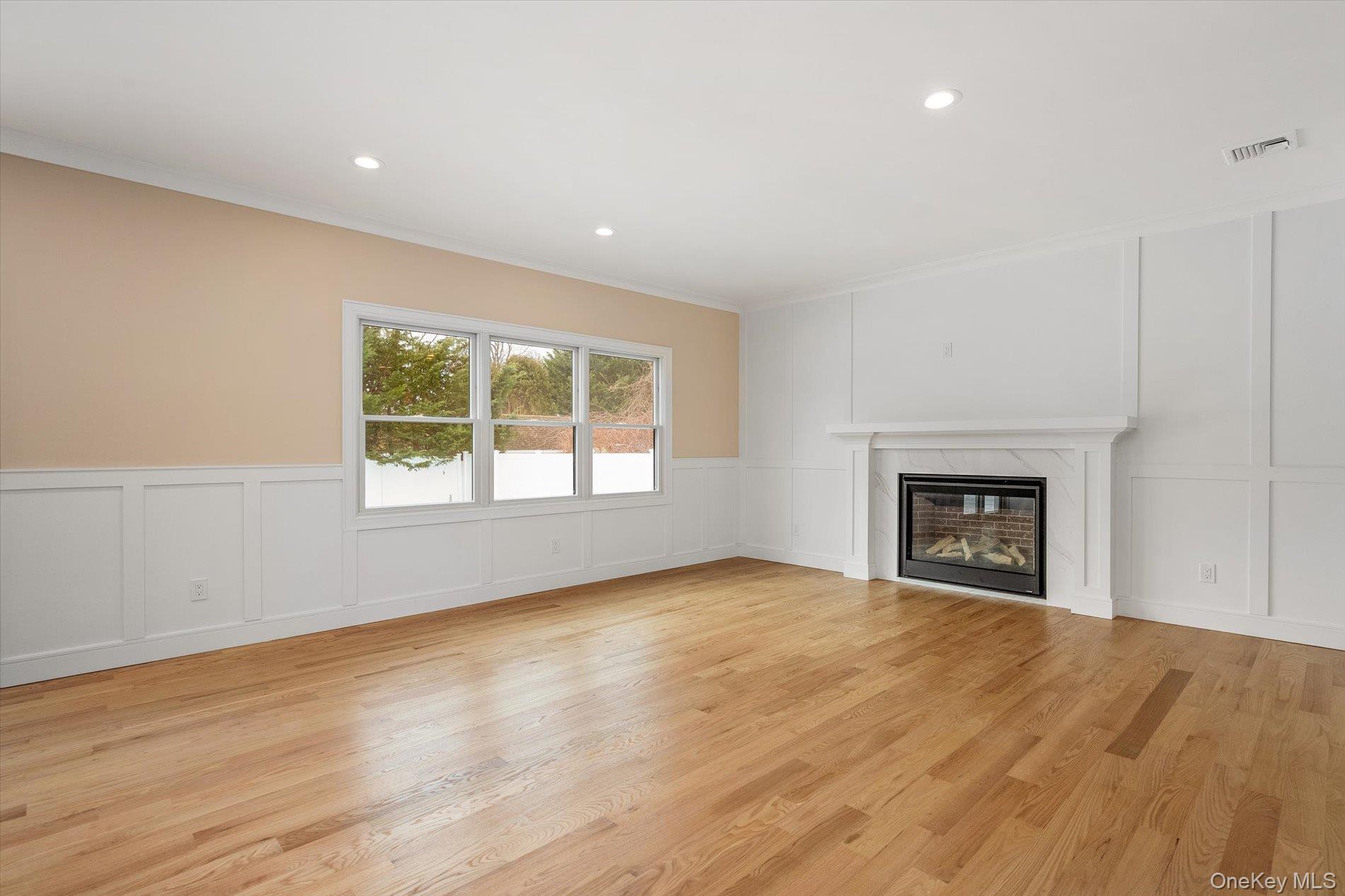 #15 photo, 3356 Carrollton Avenue, מחוז נסאו Wantagh , NY 11793