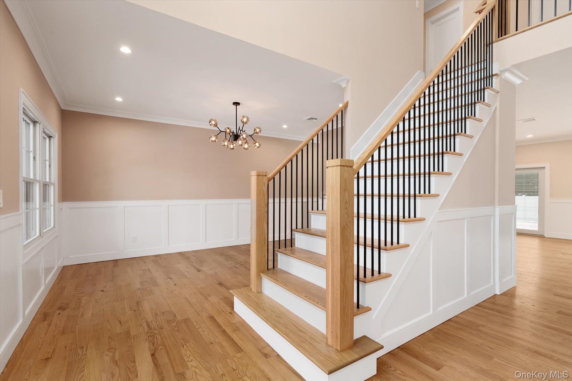 #3 photo, 3356 Carrollton Avenue, מחוז נסאו Wantagh , NY 11793