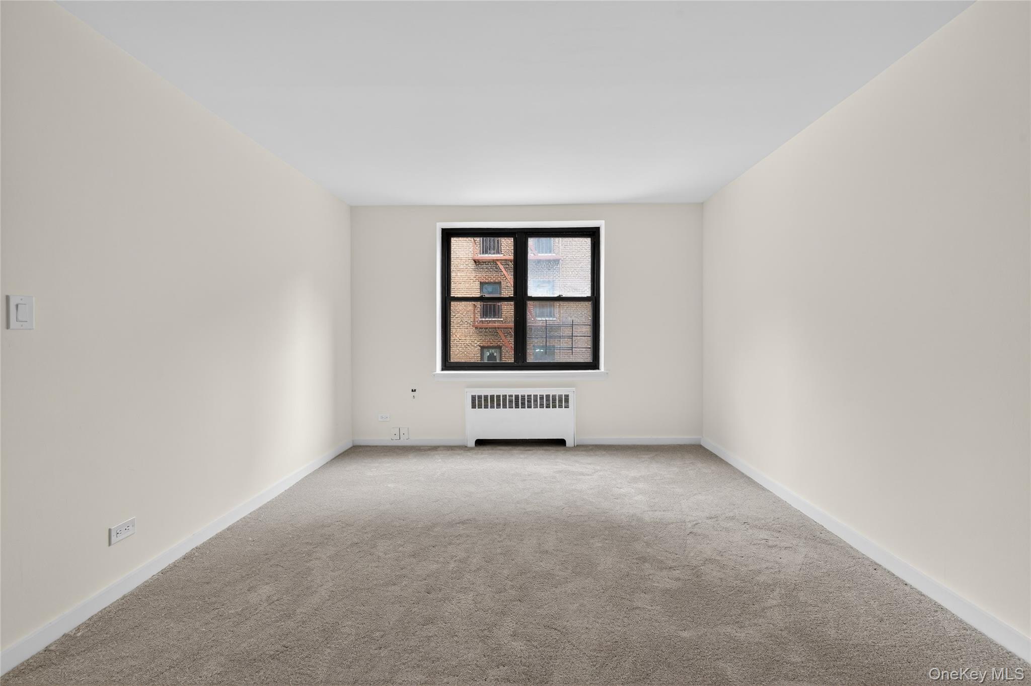 #10 photo, 91-08 32nd Avenue, كوينز Jackson Heights , NY 11369