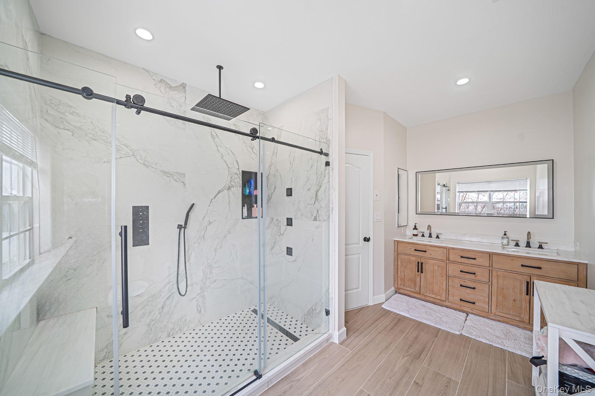 #8 photo, 3 Windwatch Drive, Hauppauge , NY 11788