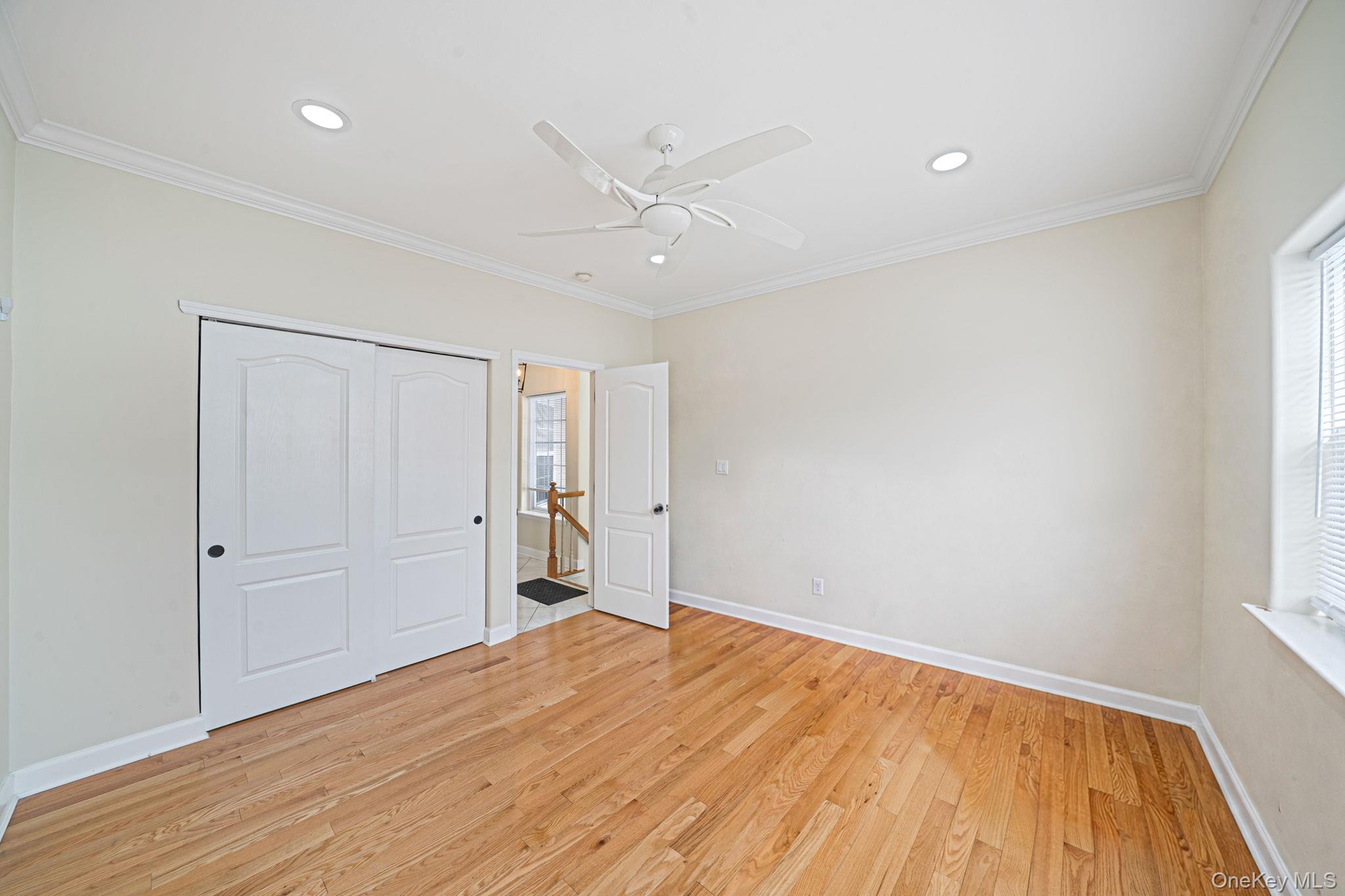 #9 photo, 3 Windwatch Drive, Hauppauge , NY 11788