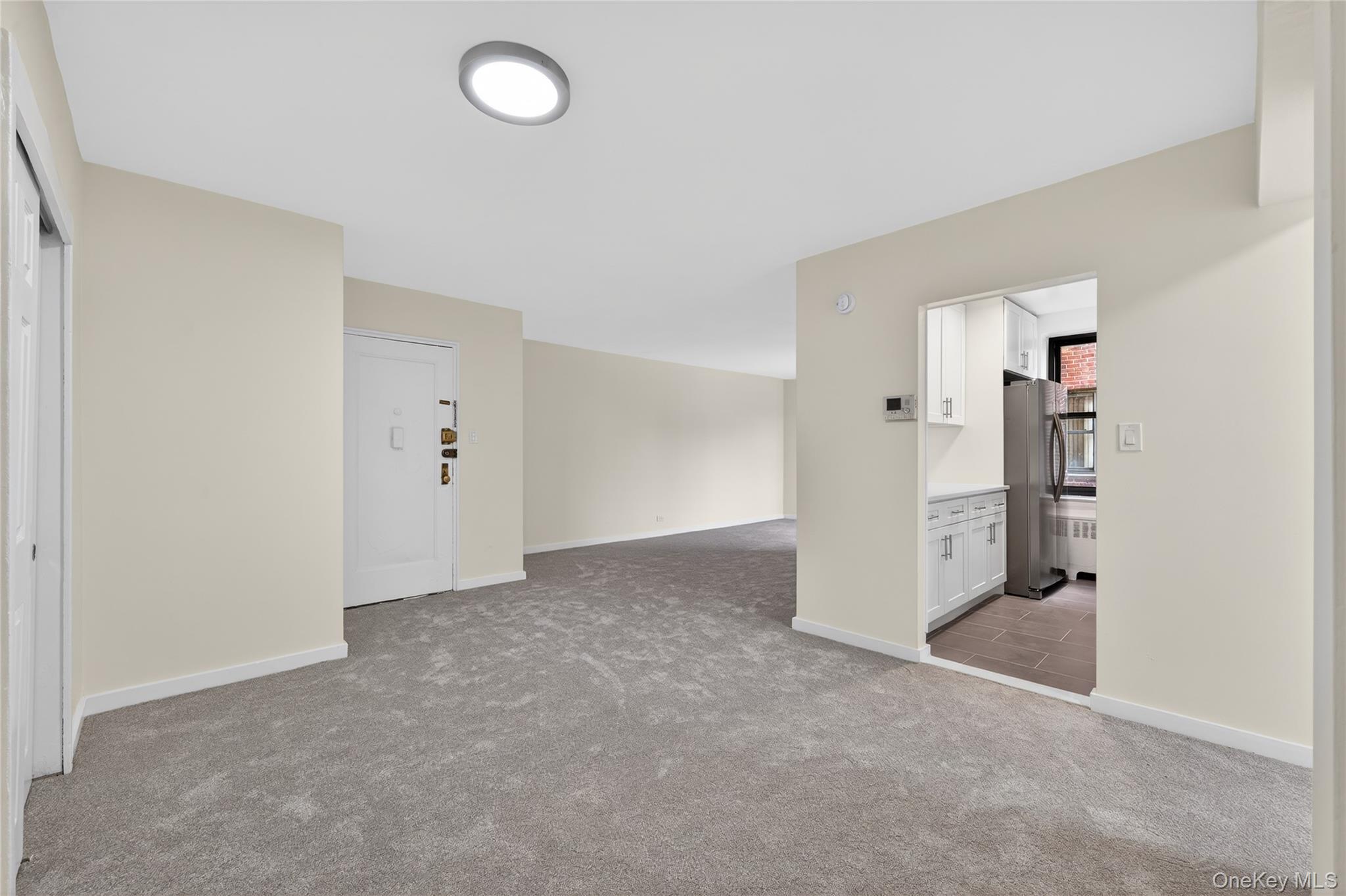 #5 photo, 3240 92nd Street, كوينز Jackson Heights , NY 11369