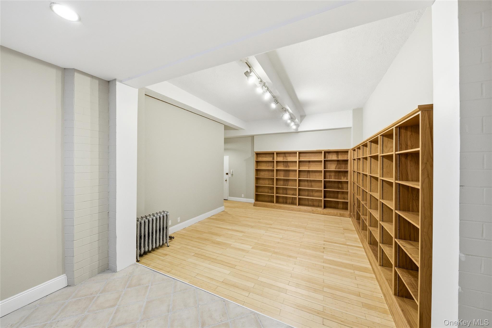 #7 photo, 244 Madison Avenue, New York (Manhattan) , NY 10016