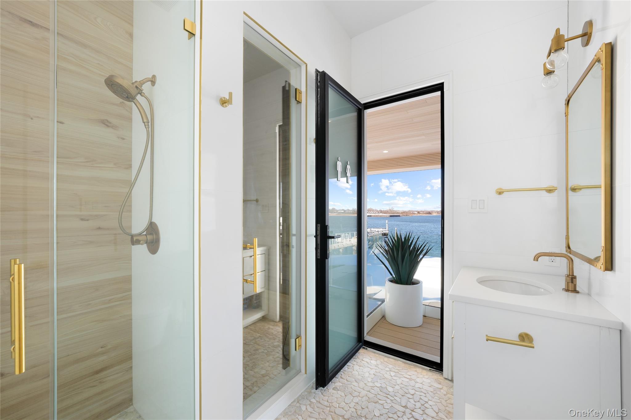 #11 photo, 1990 Bay Boulevard, Atlantic Beach , NY 11509