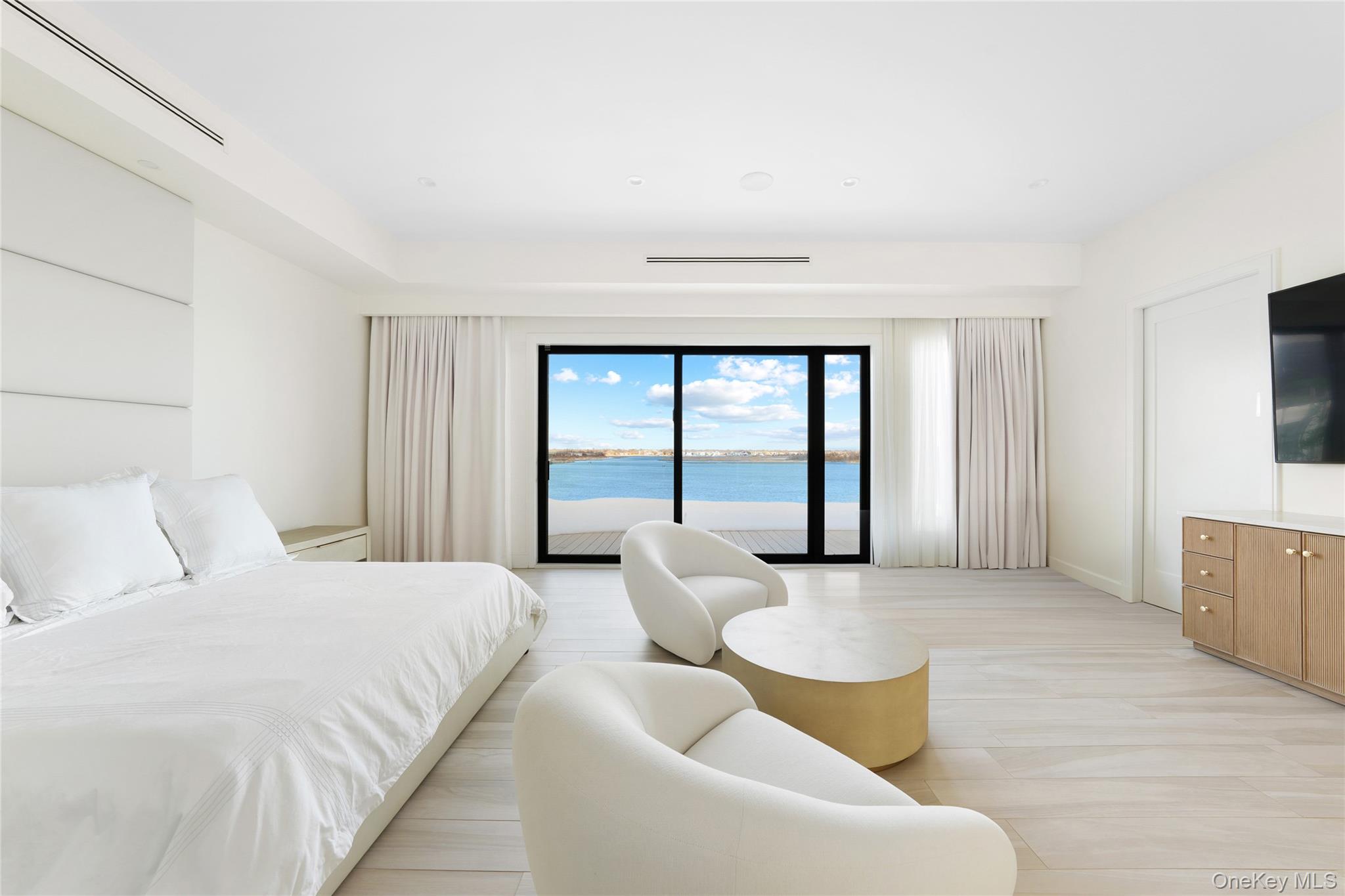 #15 photo, 1990 Bay Boulevard, Atlantic Beach , NY 11509