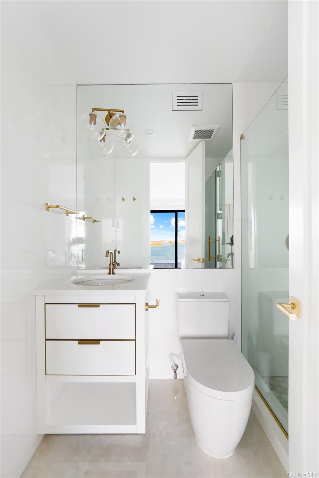 #20 photo, 1990 Bay Boulevard, Atlantic Beach , NY 11509