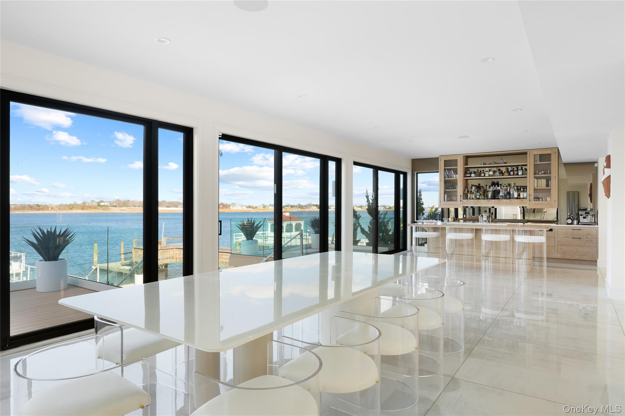 #7 photo, 1990 Bay Boulevard, Atlantic Beach , NY 11509