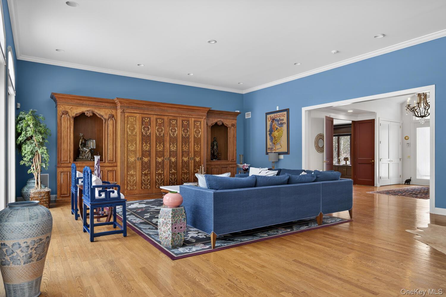 #10 photo, 1 Hunting Lane, Old Westbury , NY 11568