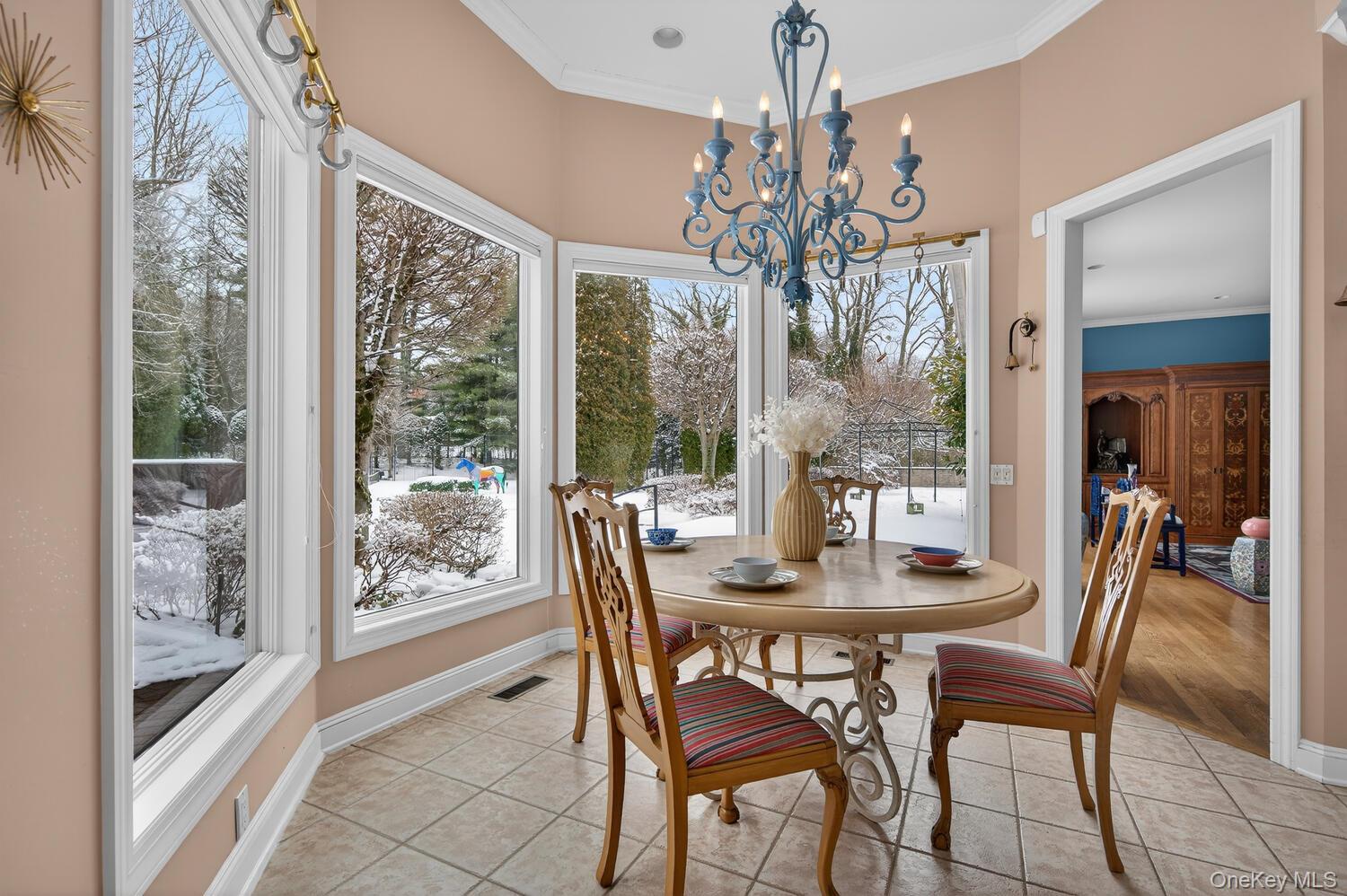 #16 photo, 1 Hunting Lane, Old Westbury , NY 11568