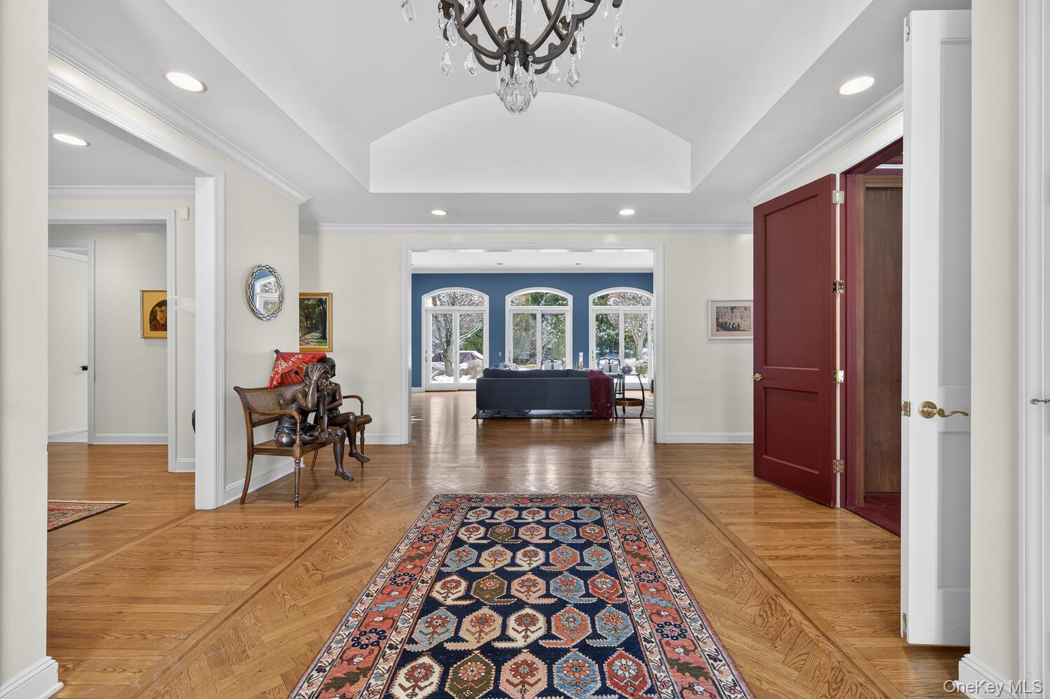 #4 photo, 1 Hunting Lane, Old Westbury , NY 11568