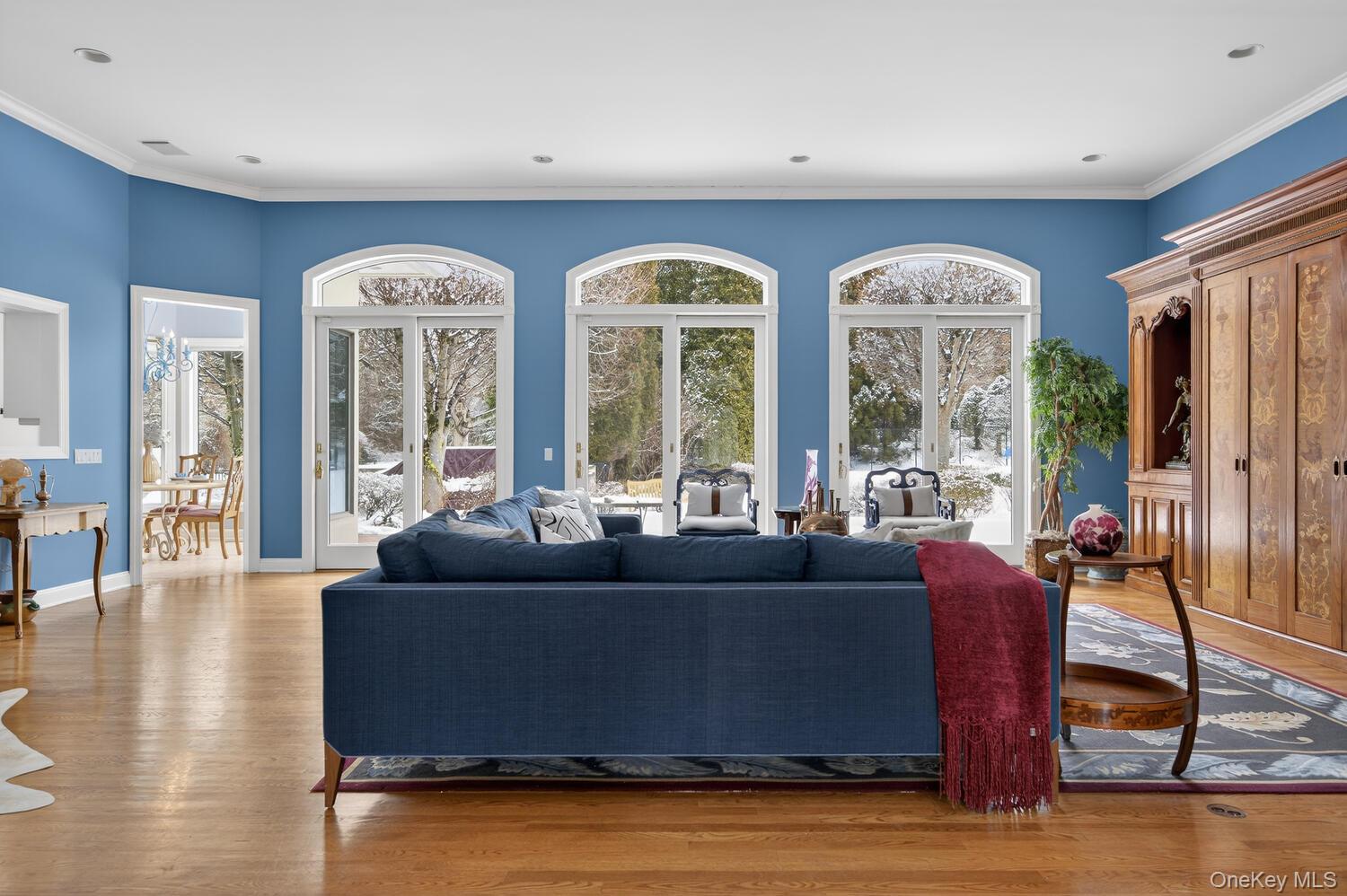 #9 photo, 1 Hunting Lane, Old Westbury , NY 11568