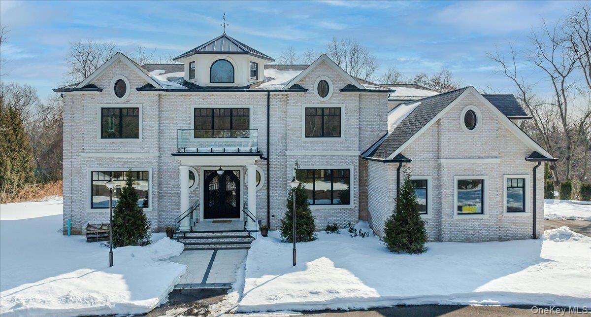 #1 photo, 26 Saint Andrews Court, ناسو Old Westbury , NY 11568