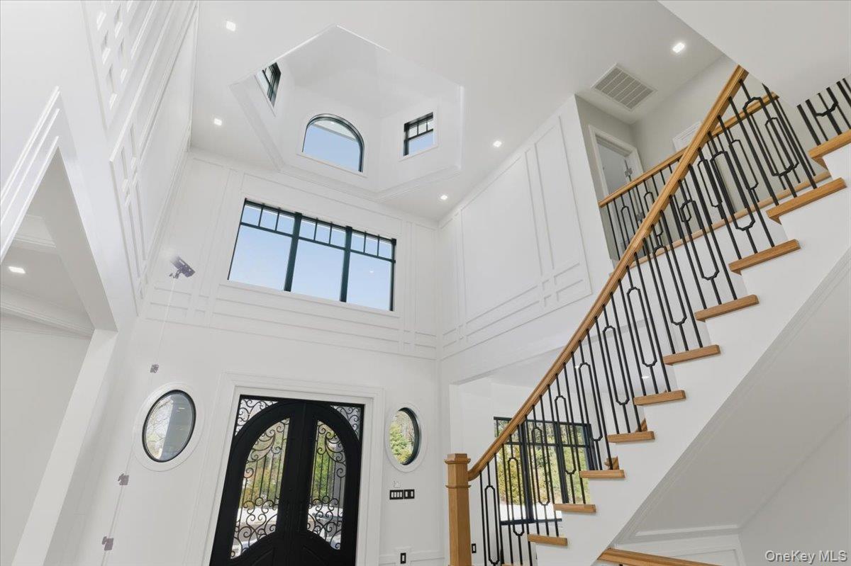 #6 photo, 26 Saint Andrews Court, ناسو Old Westbury , NY 11568