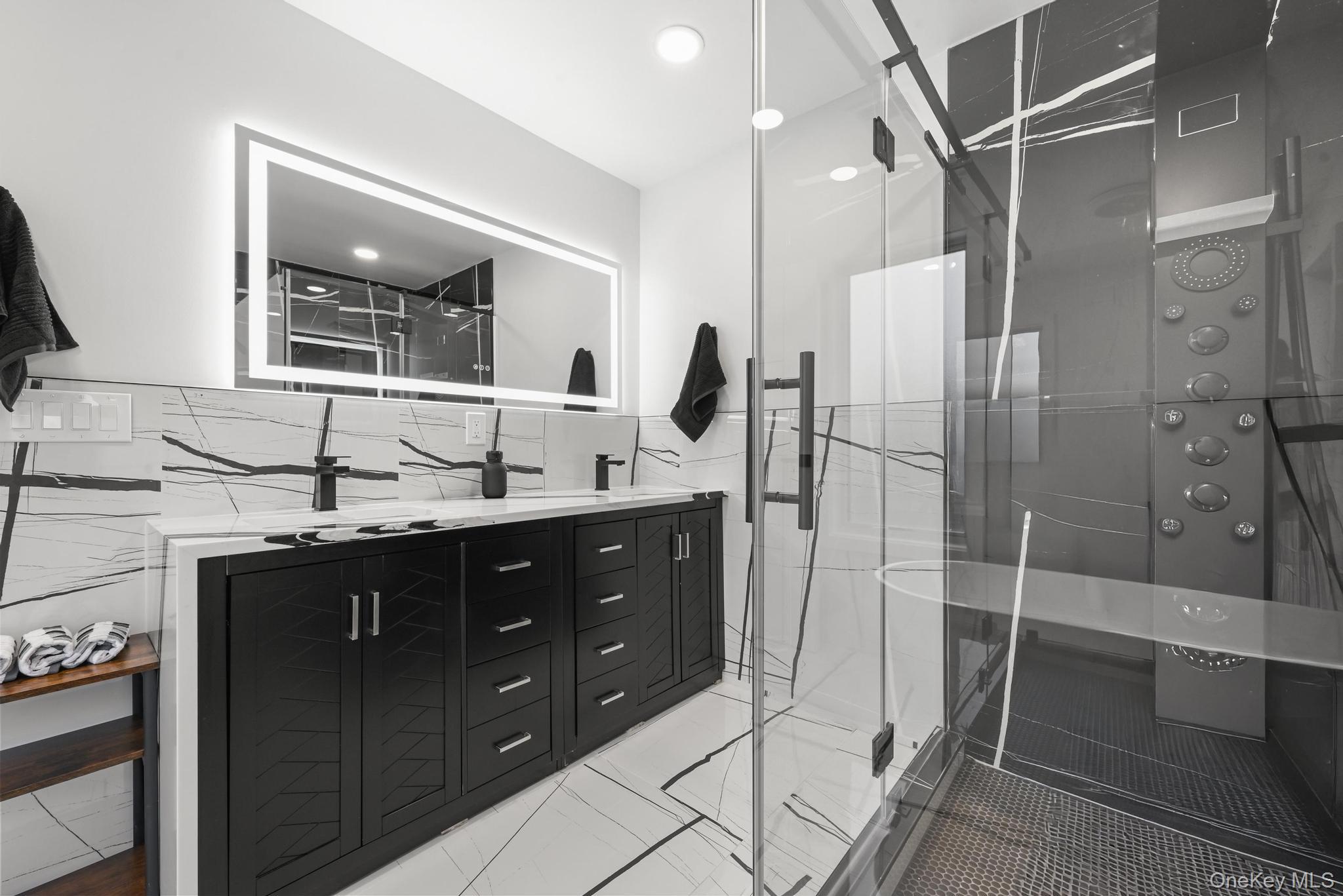 #15 photo, 14 Hoover Lane, 长岛 贝斯佩奇 Bethpage , NY 11714