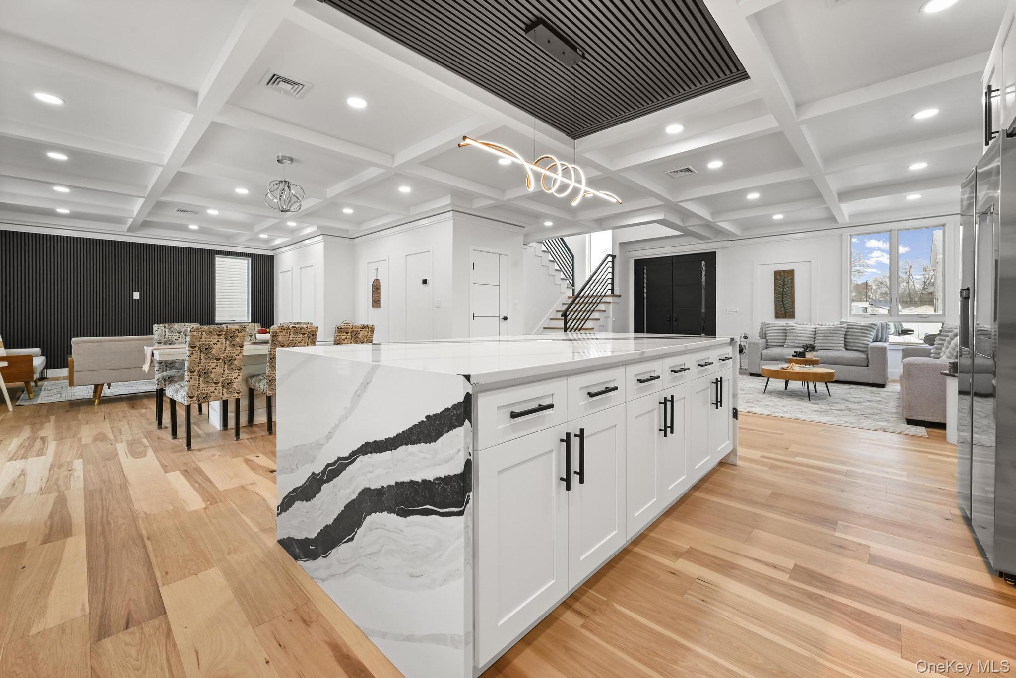 #8 photo, 14 Hoover Lane, 长岛 贝斯佩奇 Bethpage , NY 11714