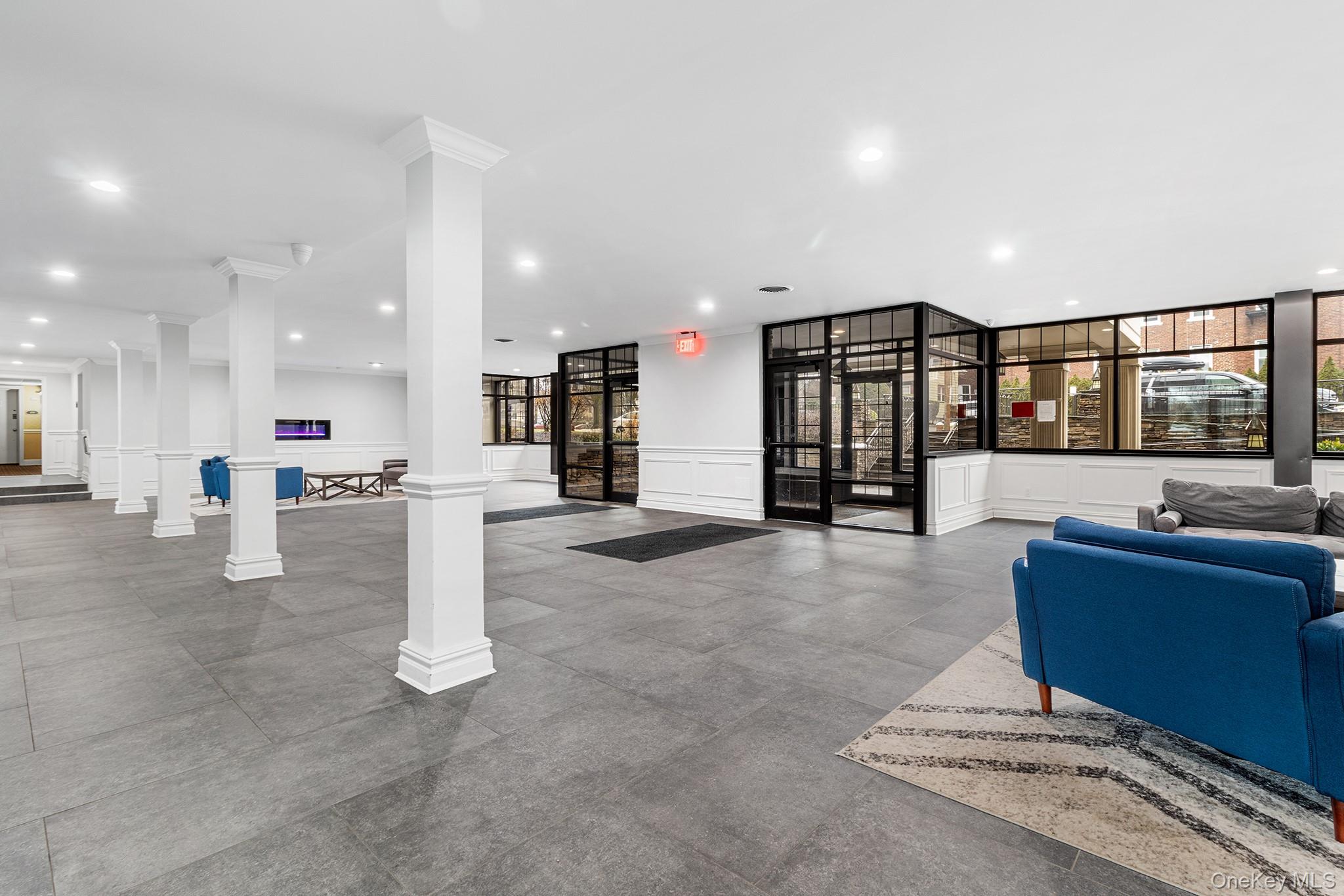 #15 photo, 200 Atlantic Avenue, Lynbrook , NY 11563