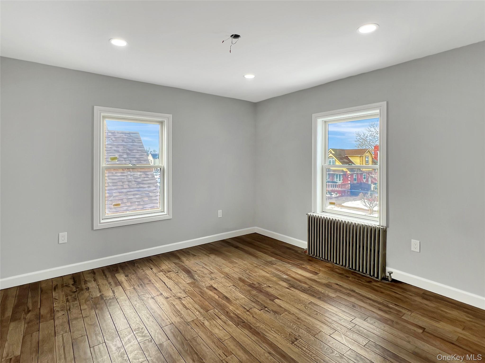 #14 photo, 12007 224th Street, كوينز Cambria Heights , NY 11411