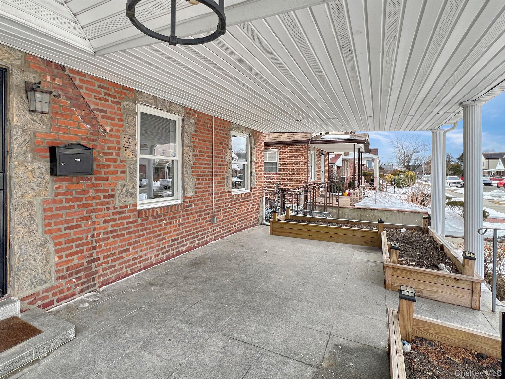 #5 photo, 12007 224th Street, كوينز Cambria Heights , NY 11411