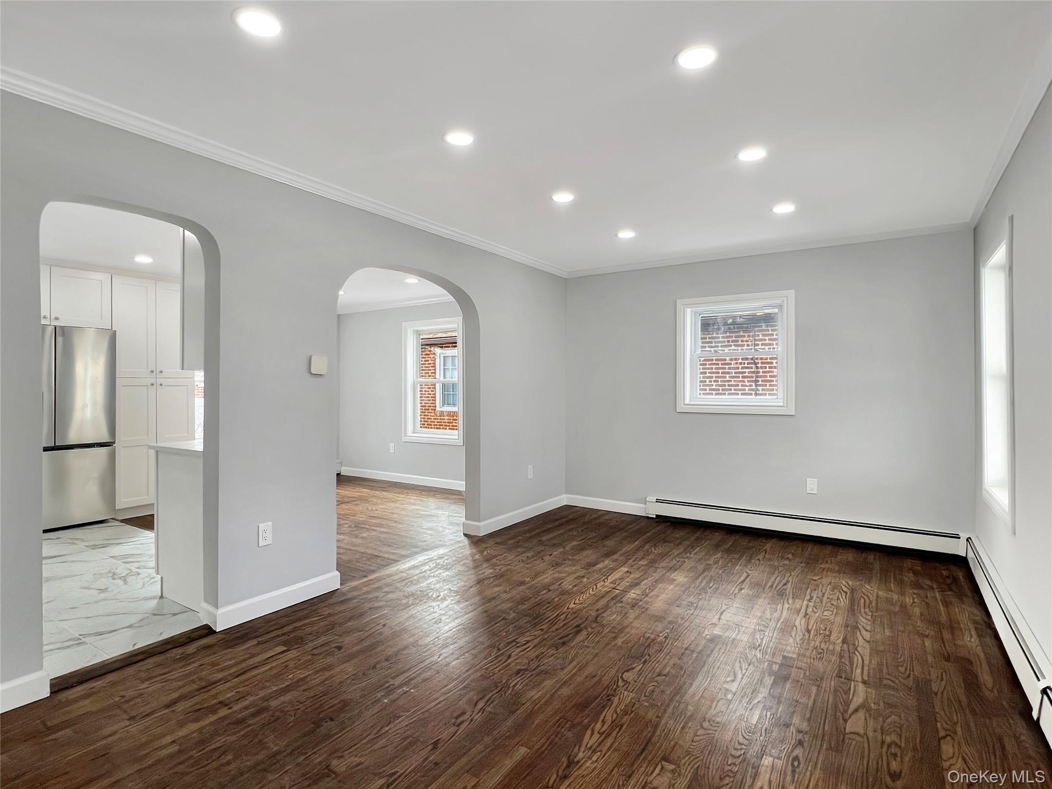 #6 photo, 12007 224th Street, كوينز Cambria Heights , NY 11411