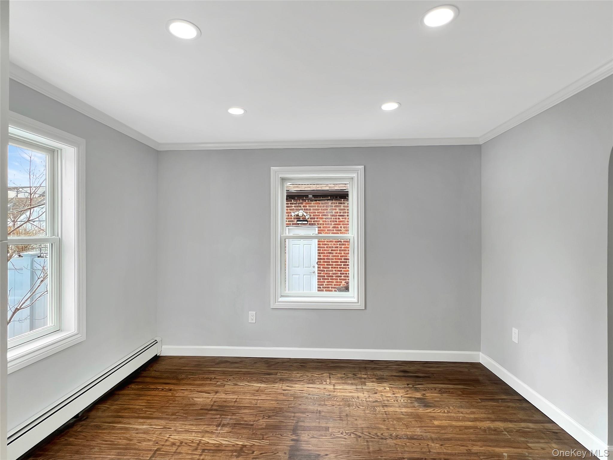 #8 photo, 12007 224th Street, كوينز Cambria Heights , NY 11411