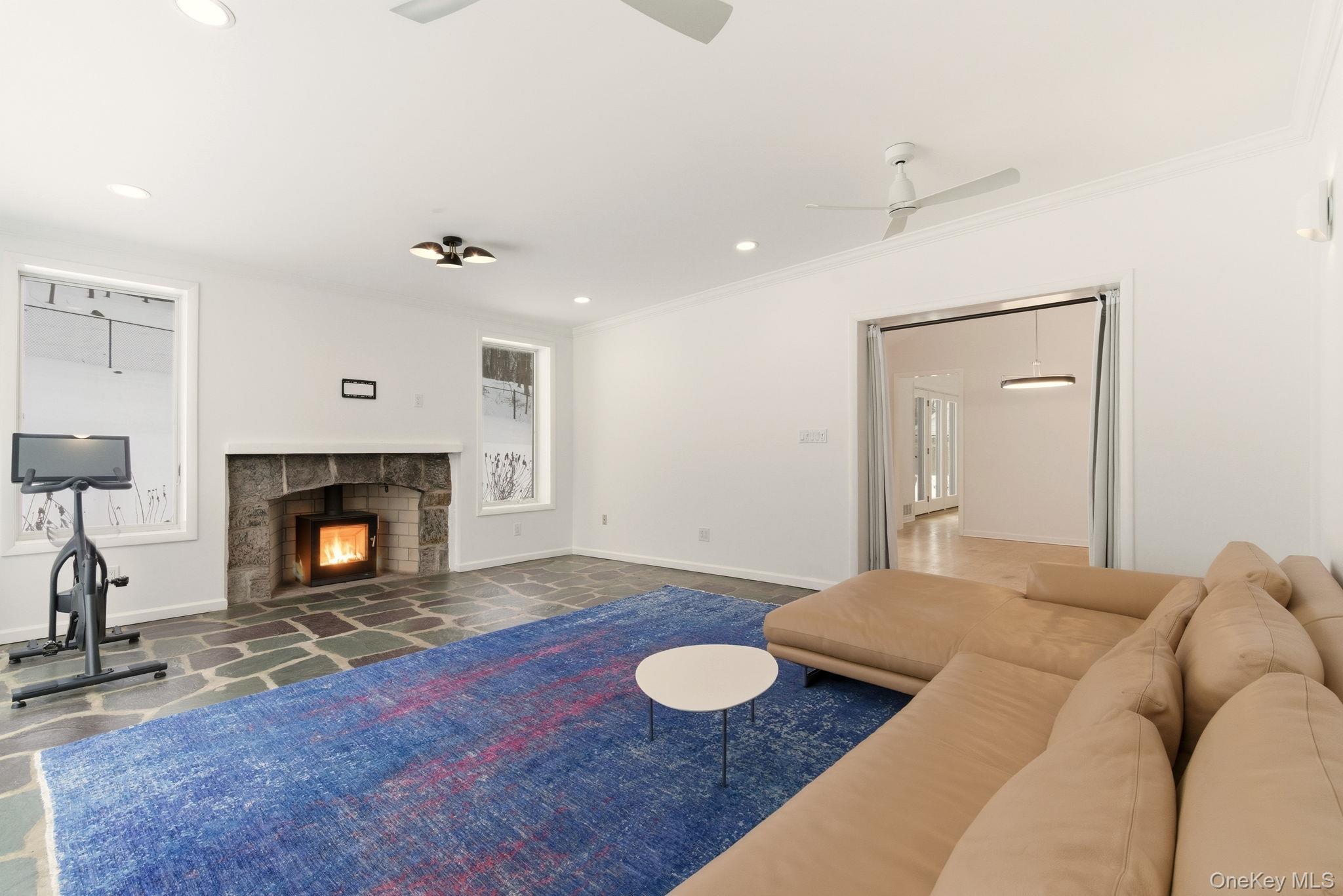 #15 photo, 80 Hollow Road, 東長島 Stony Brook , NY 11790