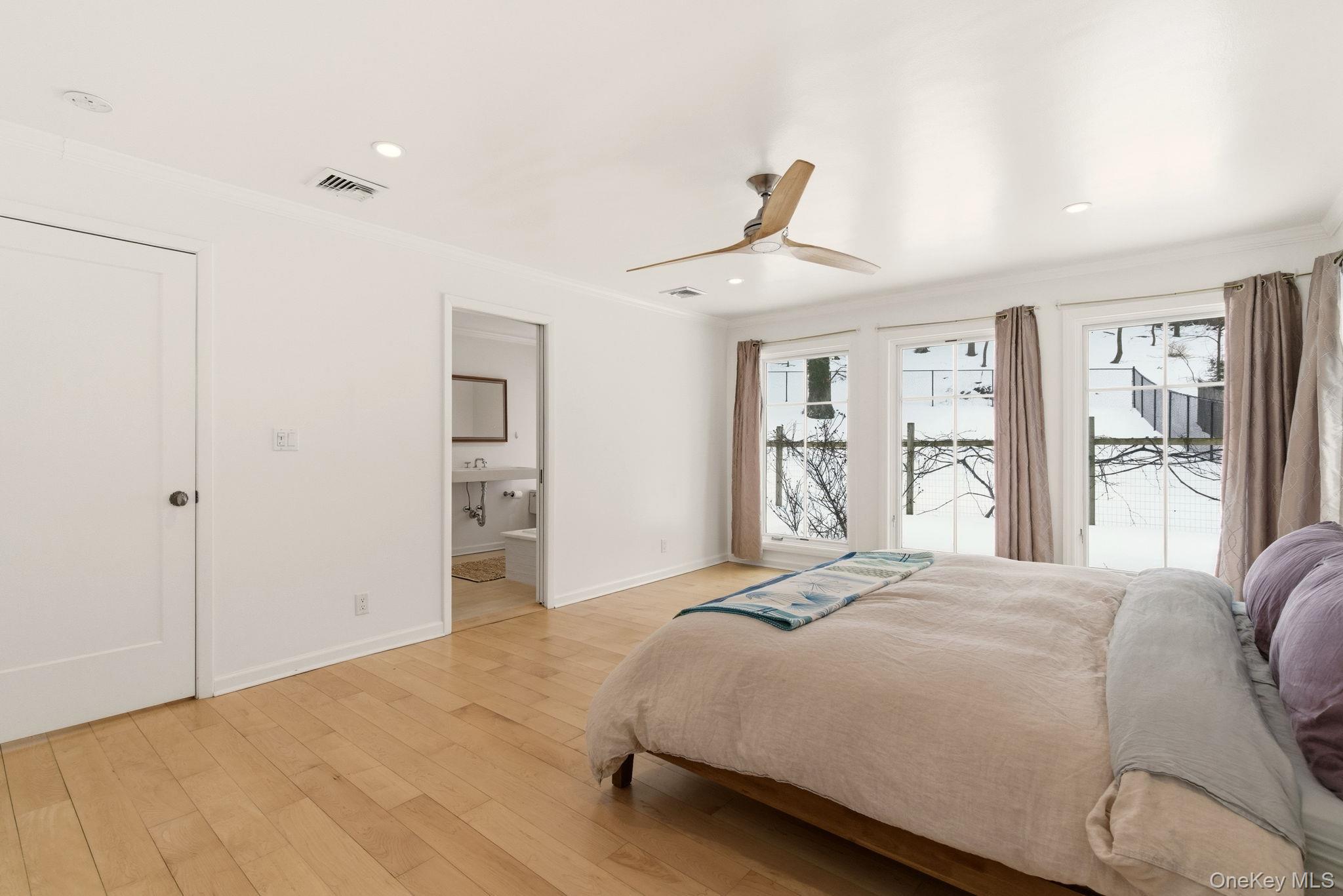 #18 photo, 80 Hollow Road, 東長島 Stony Brook , NY 11790