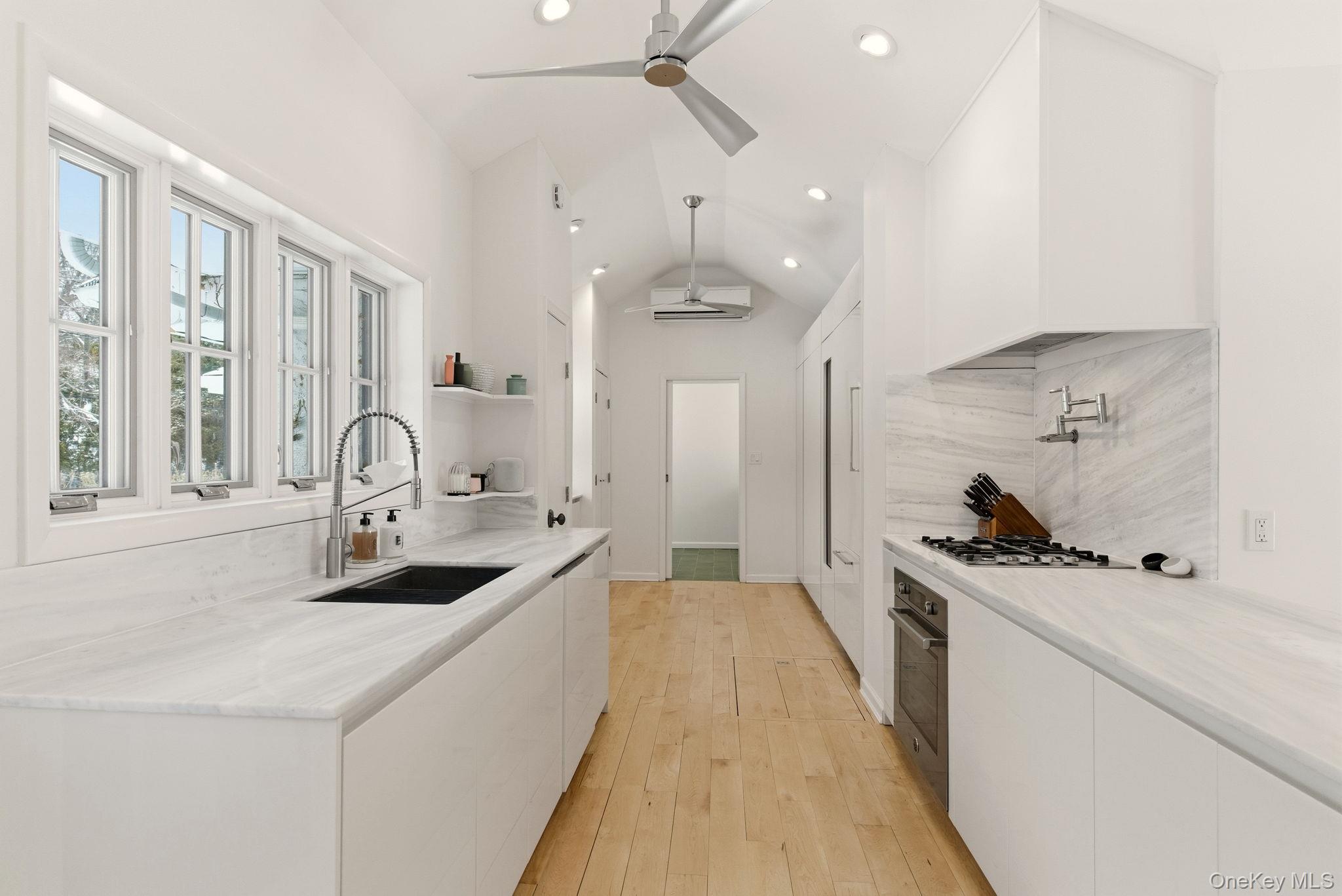 #5 photo, 80 Hollow Road, 東長島 Stony Brook , NY 11790