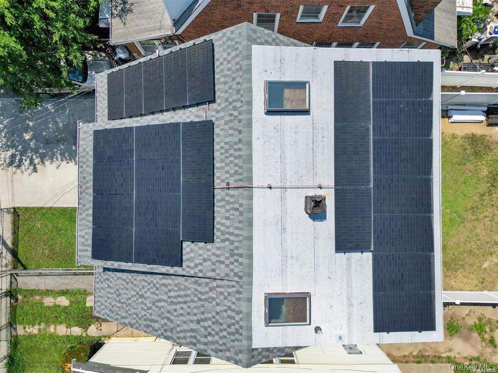 #4 photo, 106-10 217th Street, 皇后區 Queens Village , NY 11429