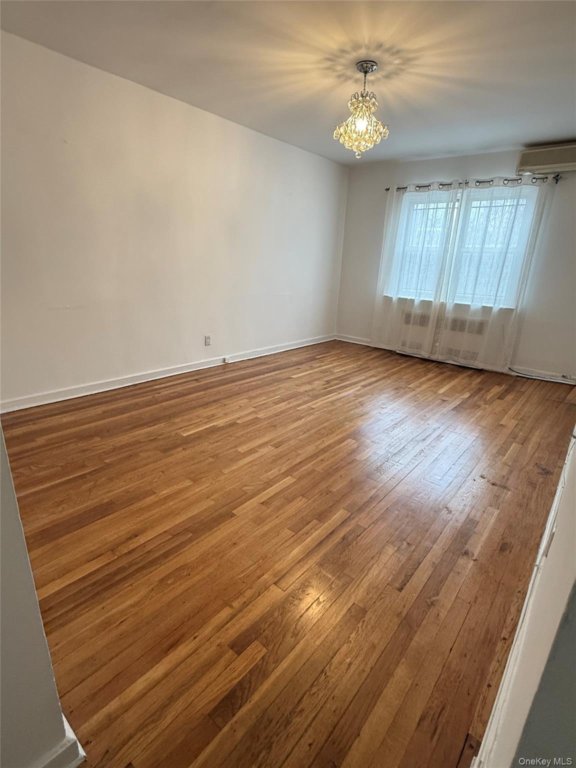 #6 photo, 30-26 69th Street, Woodside , NY 11377