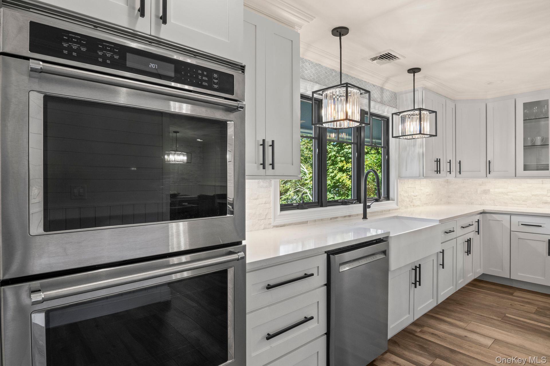 #10 photo, 131 Fleets Cove Road, सफ़ोक काउंटी Huntington , NY 11743