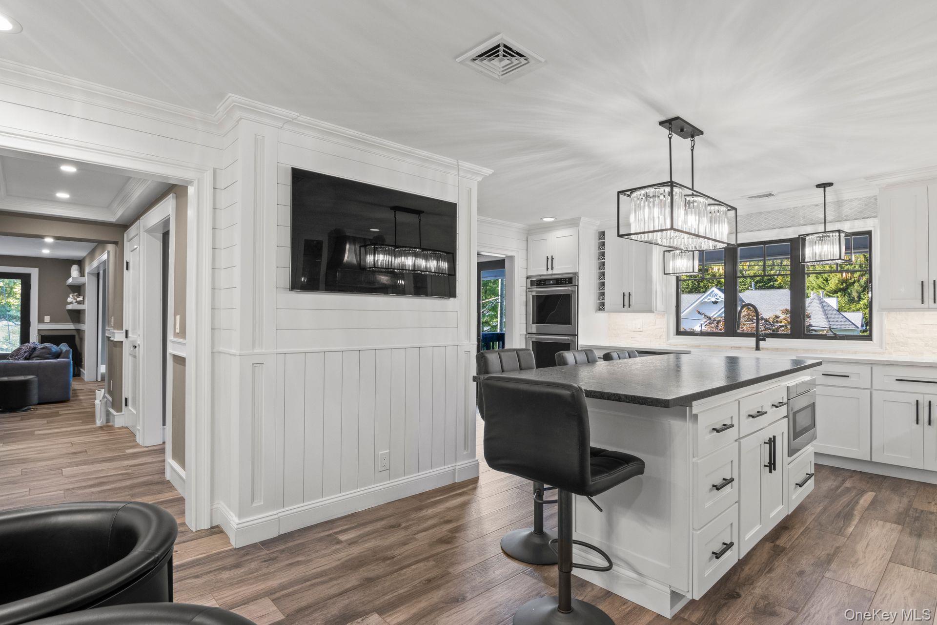 #8 photo, 131 Fleets Cove Road, सफ़ोक काउंटी Huntington , NY 11743