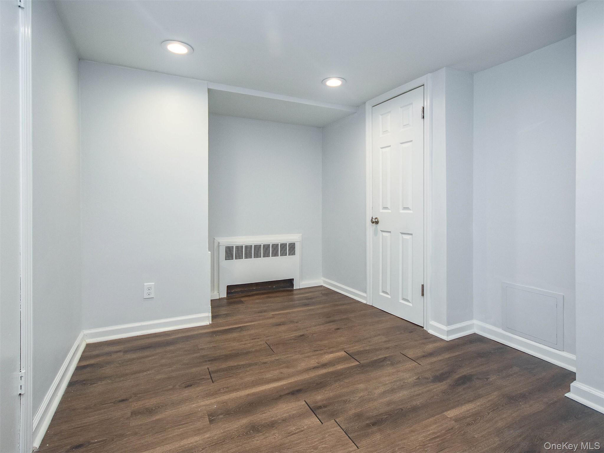 #15 photo, 3 A Pequot Avenue, מחוז נסאו Port Washington , NY 11050