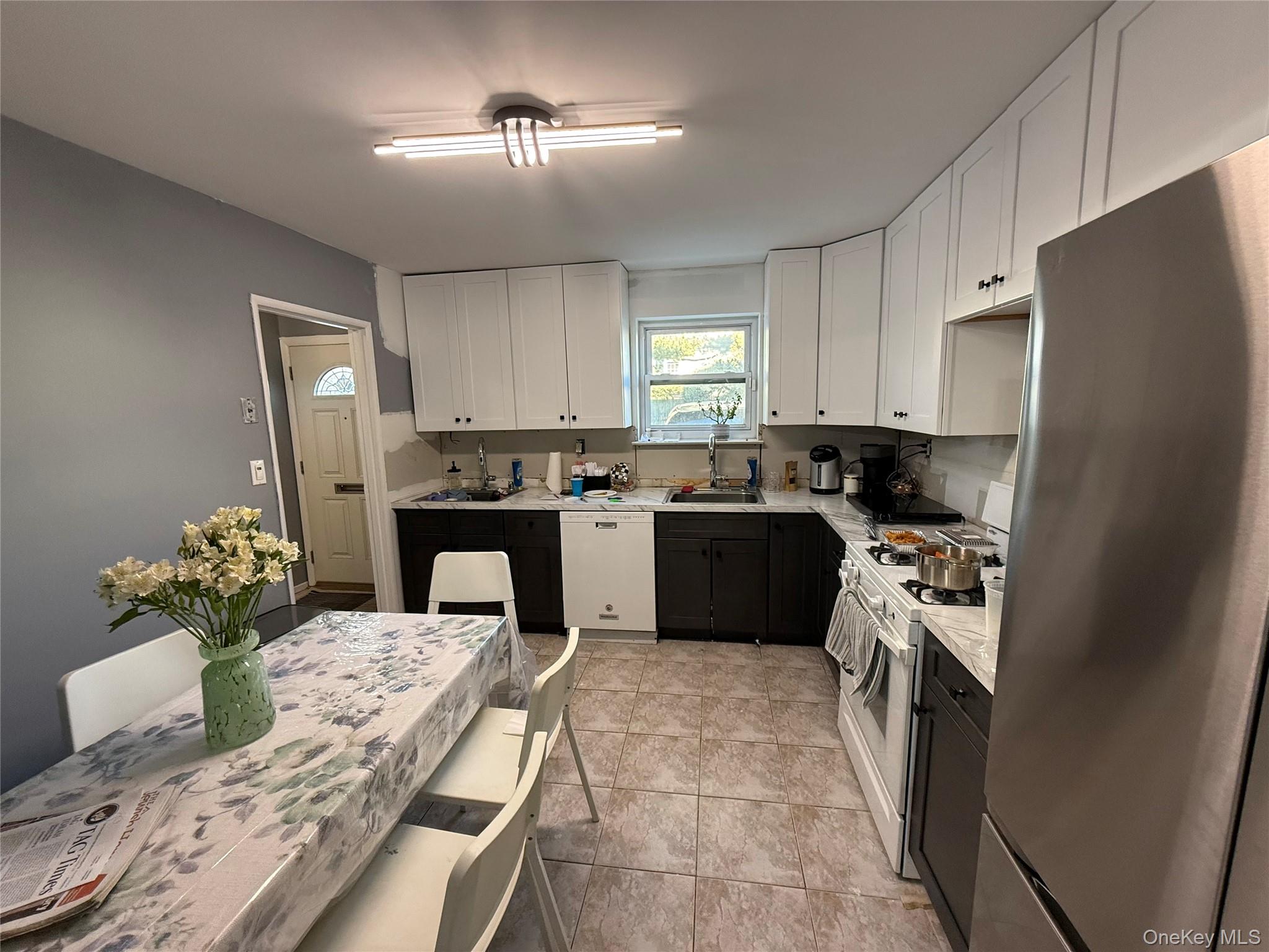 #3 photo, 920 Broadway, Нассау ‖ Woodmere , NY 11598