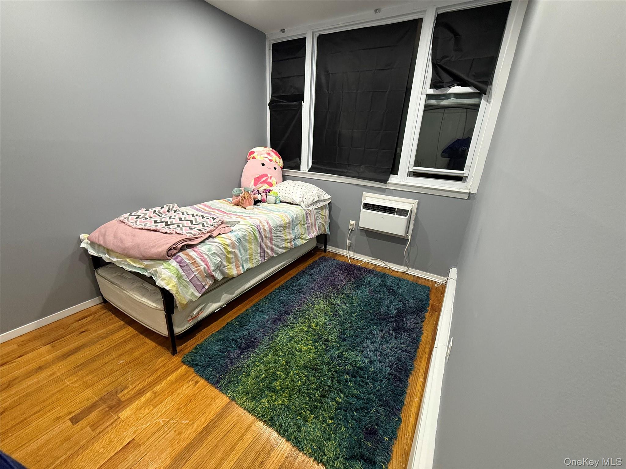 #4 photo, 920 Broadway, Нассау ‖ Woodmere , NY 11598