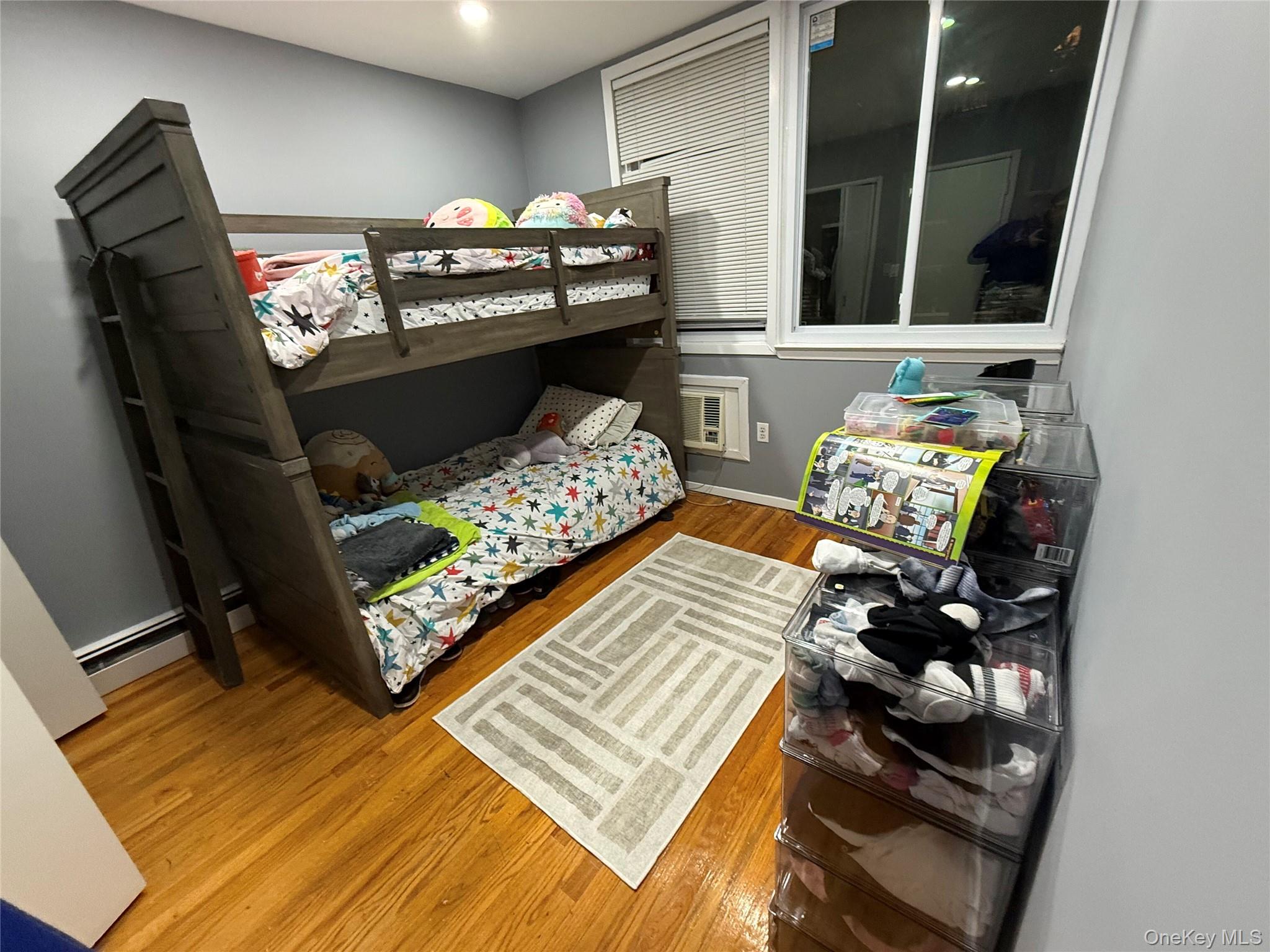 #6 photo, 920 Broadway, Нассау ‖ Woodmere , NY 11598