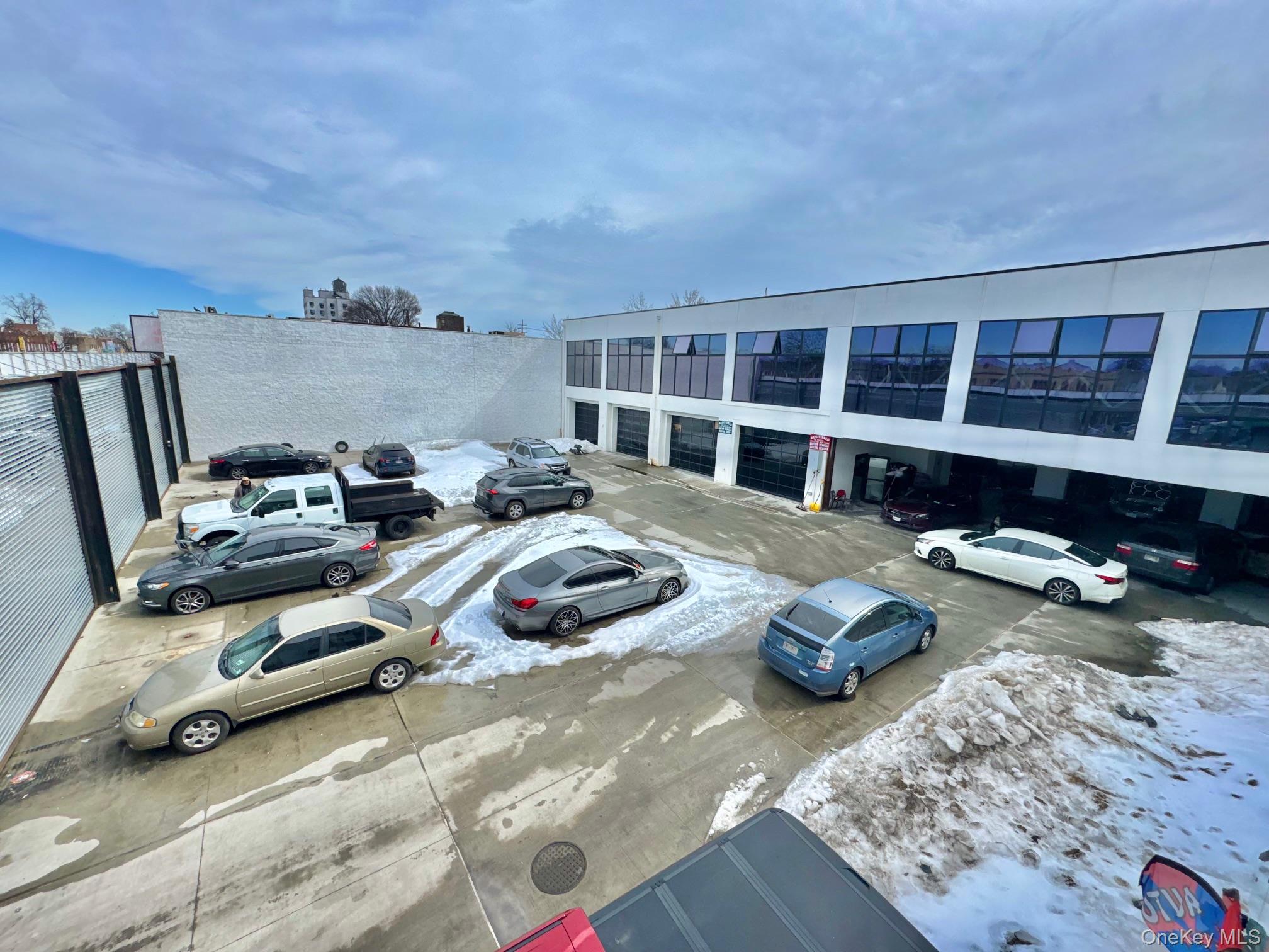 #8 photo, 21480 - 215-02 Jamaica Avenue, Queens Village , NY 11428