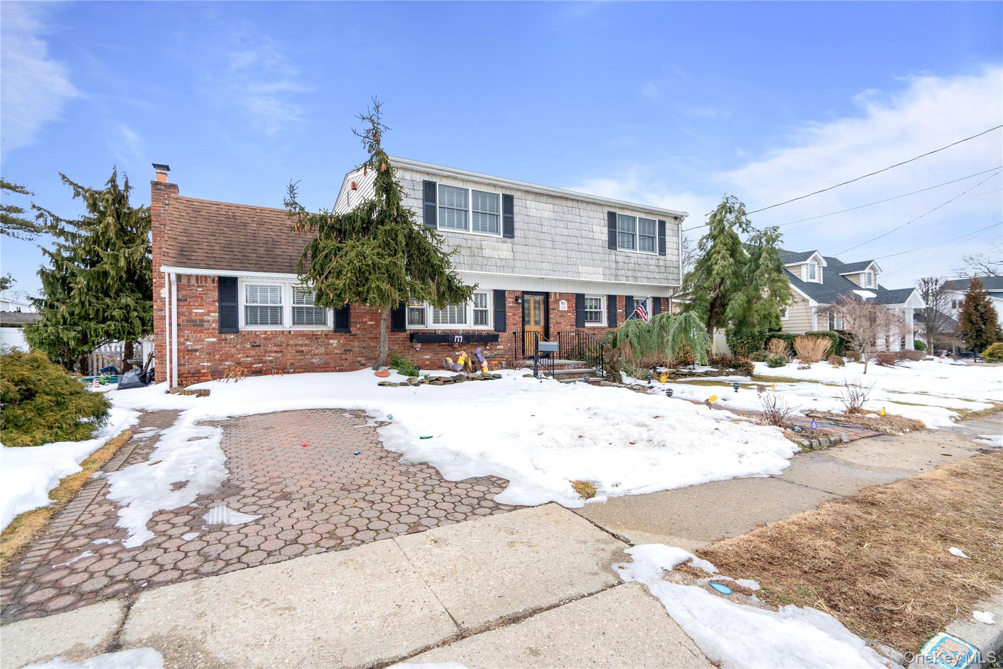 #2 photo, 2298 Cleveland Street, Нассау ‖ North Bellmore , NY 11710