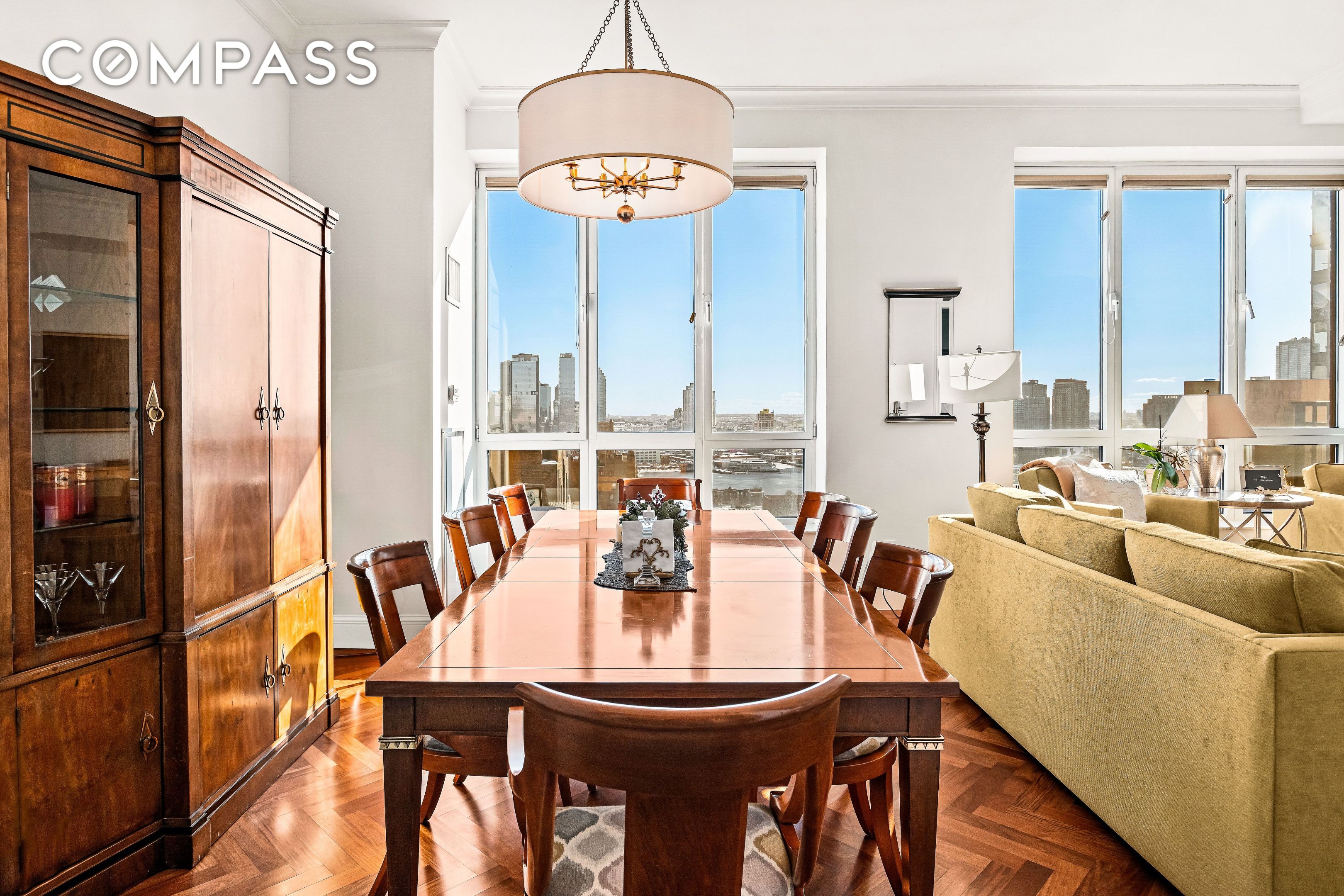 #3 photo, 351 E 51st Street, مانهاتن Midtown East , NY 10022