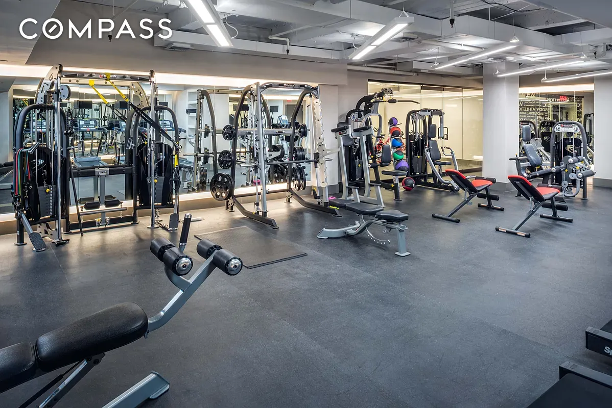 #19 photo, 416 W 52nd Street, 맨해튼 Hell's Kitchen , NY 10019