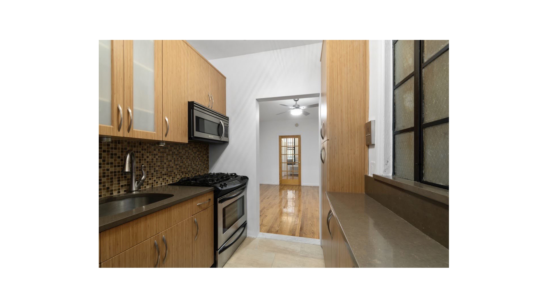 #4 photo, 215 E 88TH Street, 曼哈顿 Yorkville , NY 10128