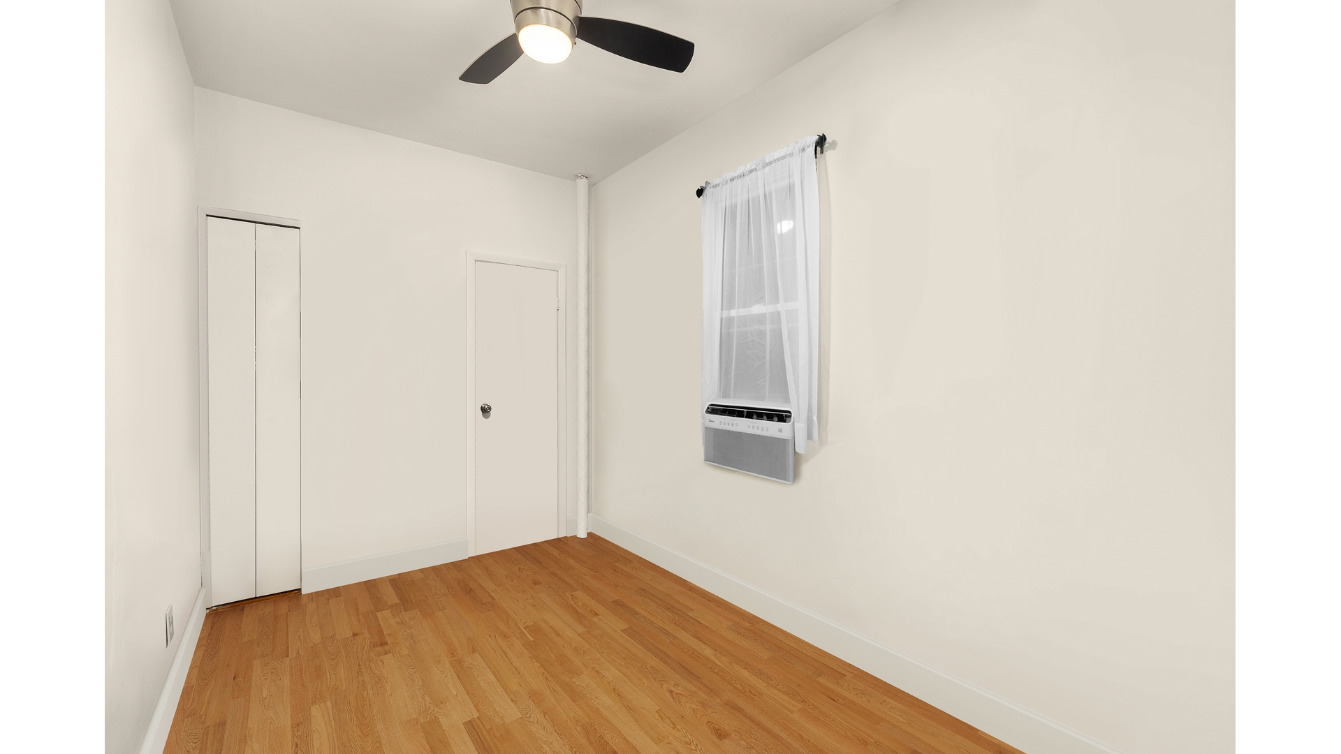 #4 photo, 210 E 88TH Street, مانهاتن Yorkville , NY 10128