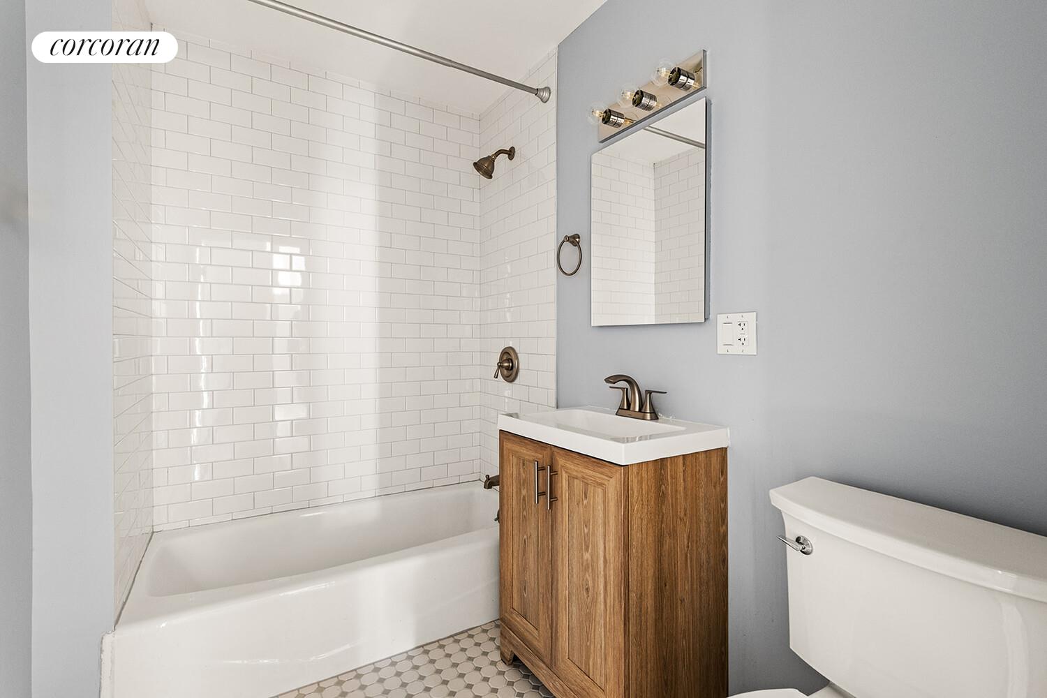 #6 photo, Brooklyn, ব্রুকলিন Carroll Gardens , NY 11231